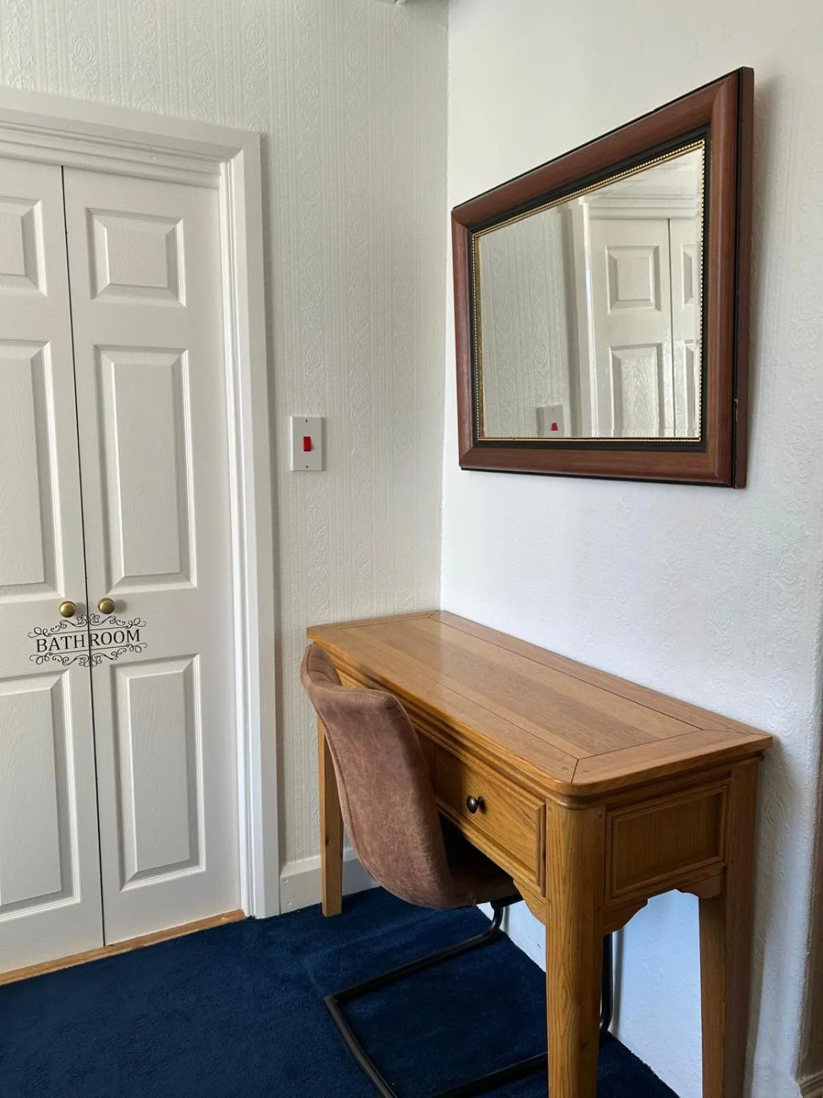 Bathroom in Greylands Guest House