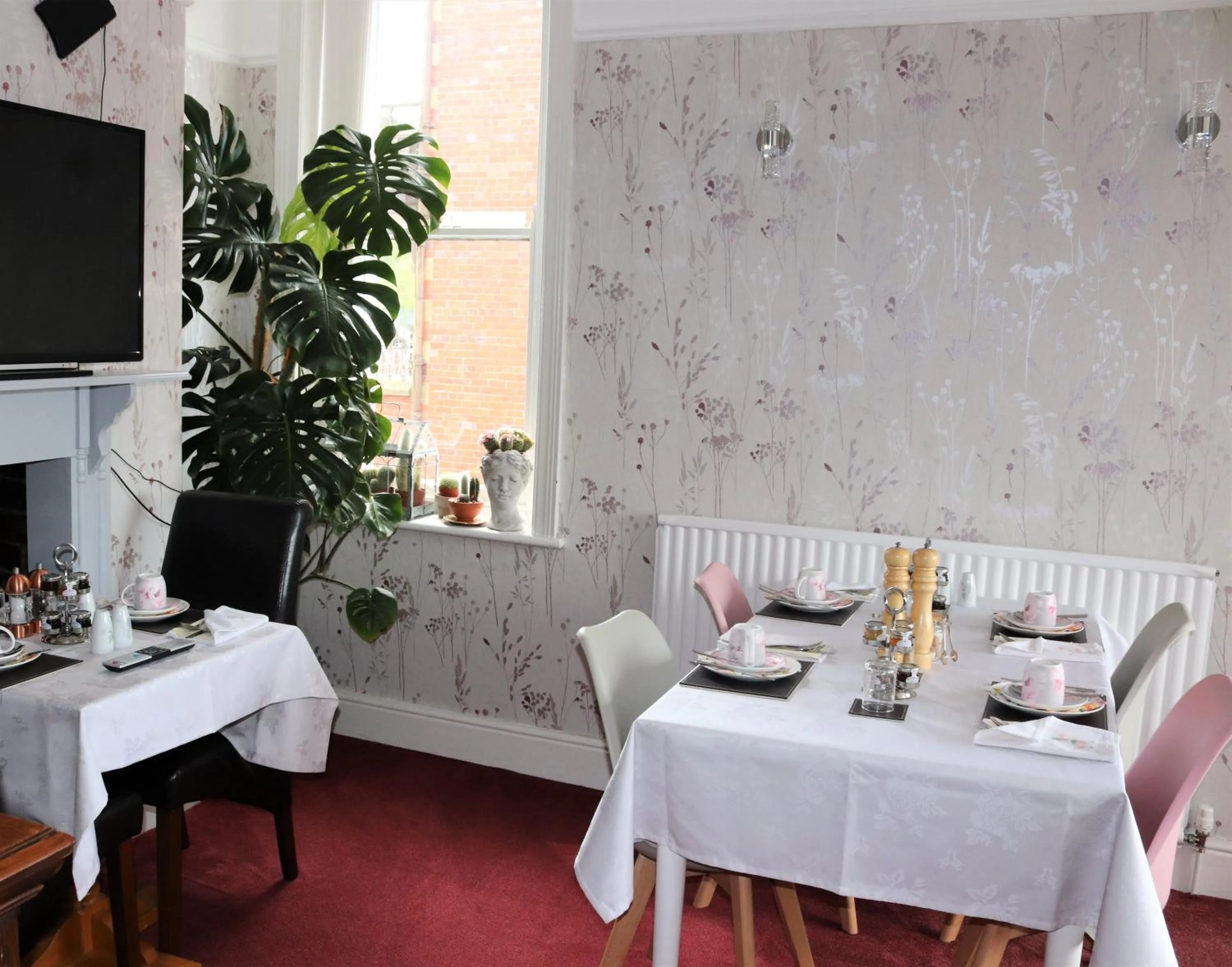 Dining area in Greylands Guest House