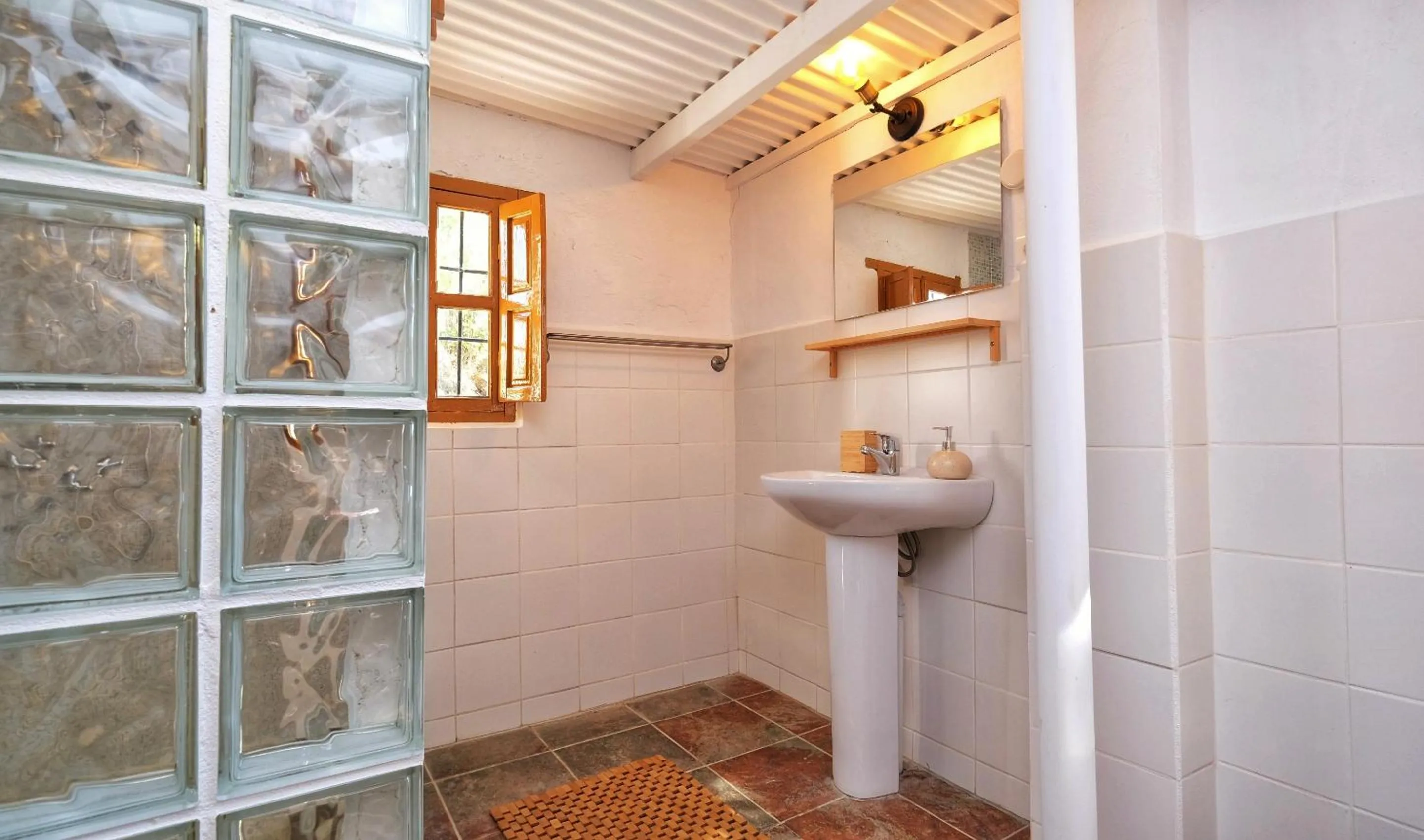 Bathroom in Finca Serrato