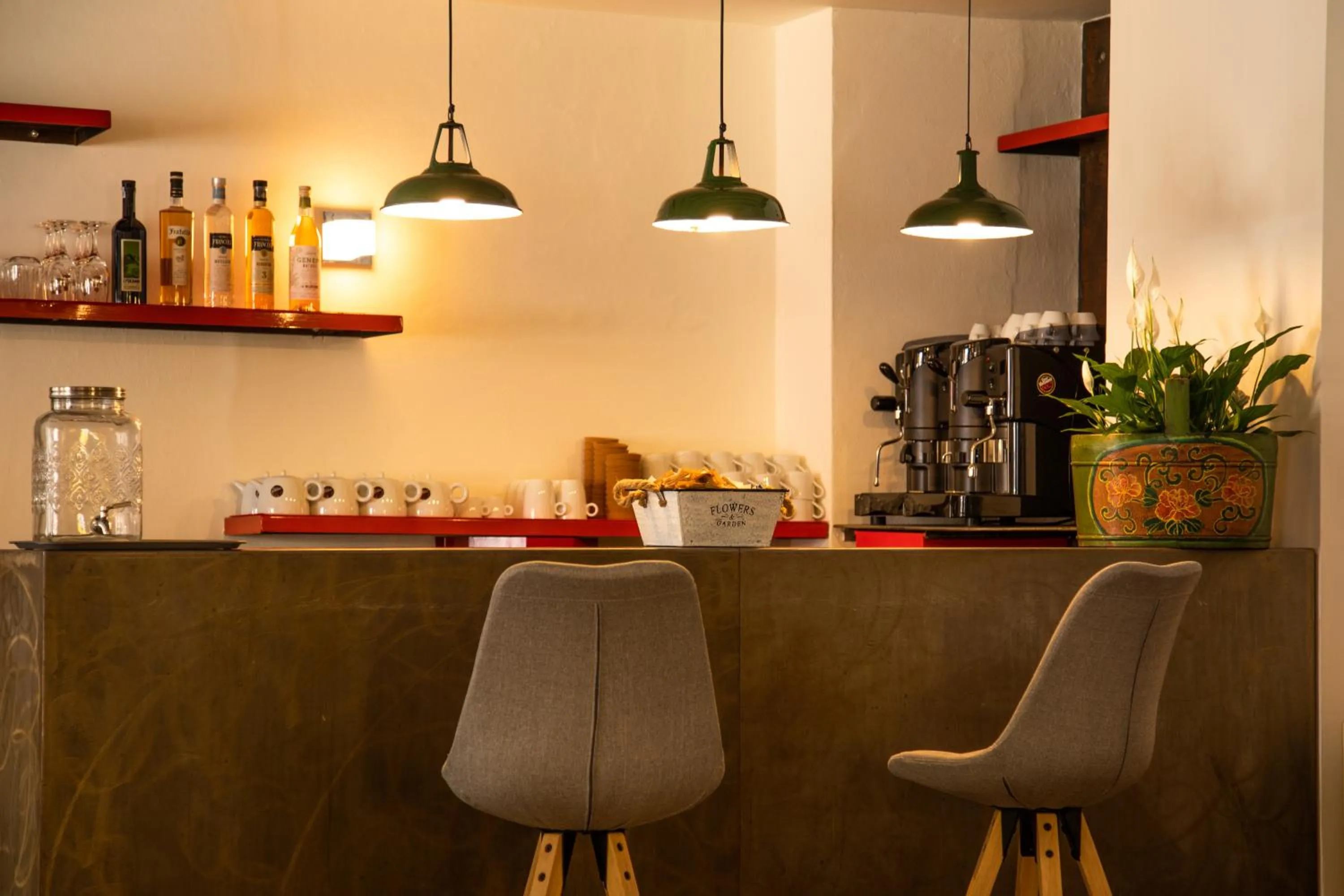 Lounge or bar in Hotel Dufour