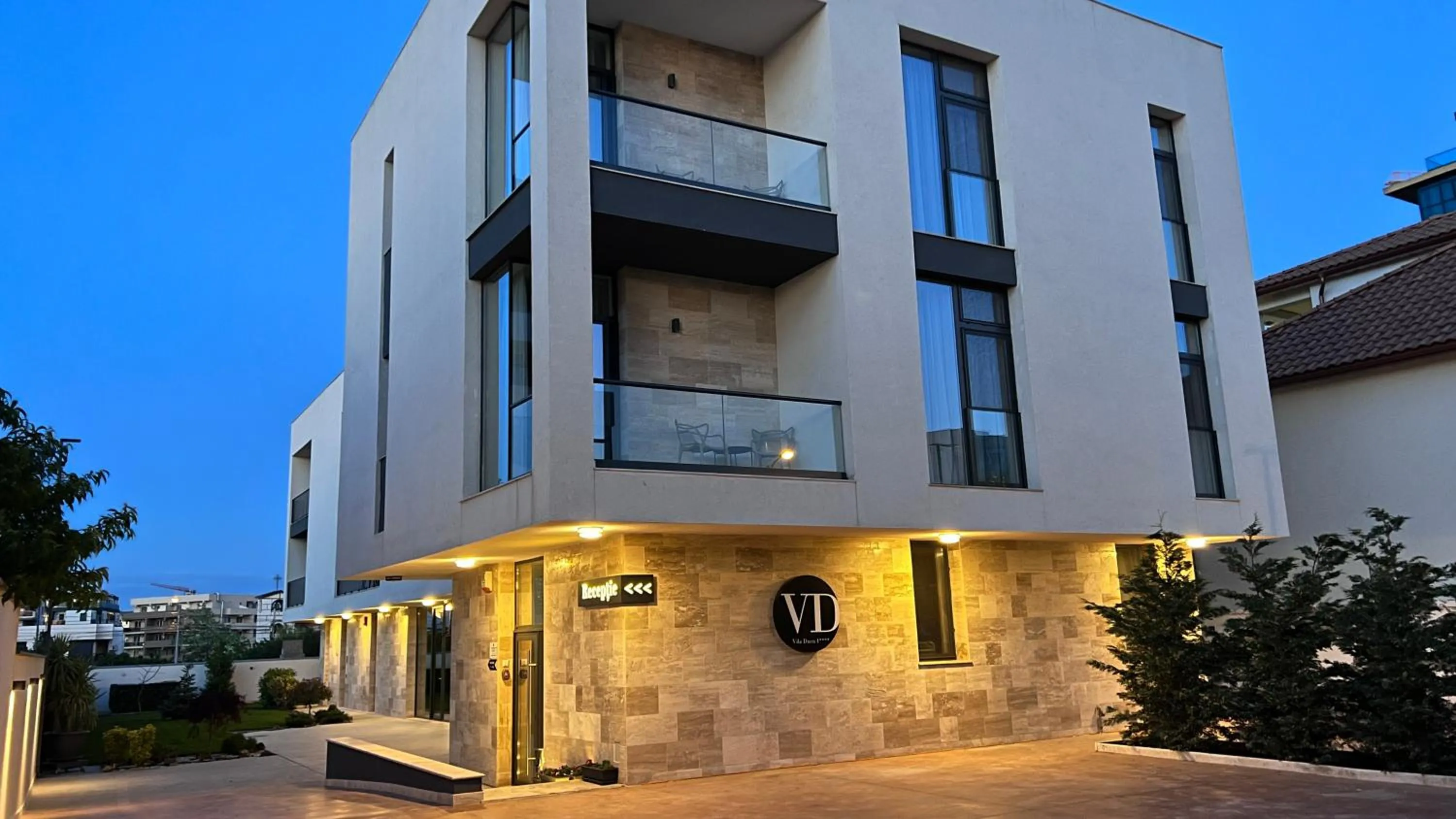 Property building in Vila Ducu - Adults Only ( +16 )