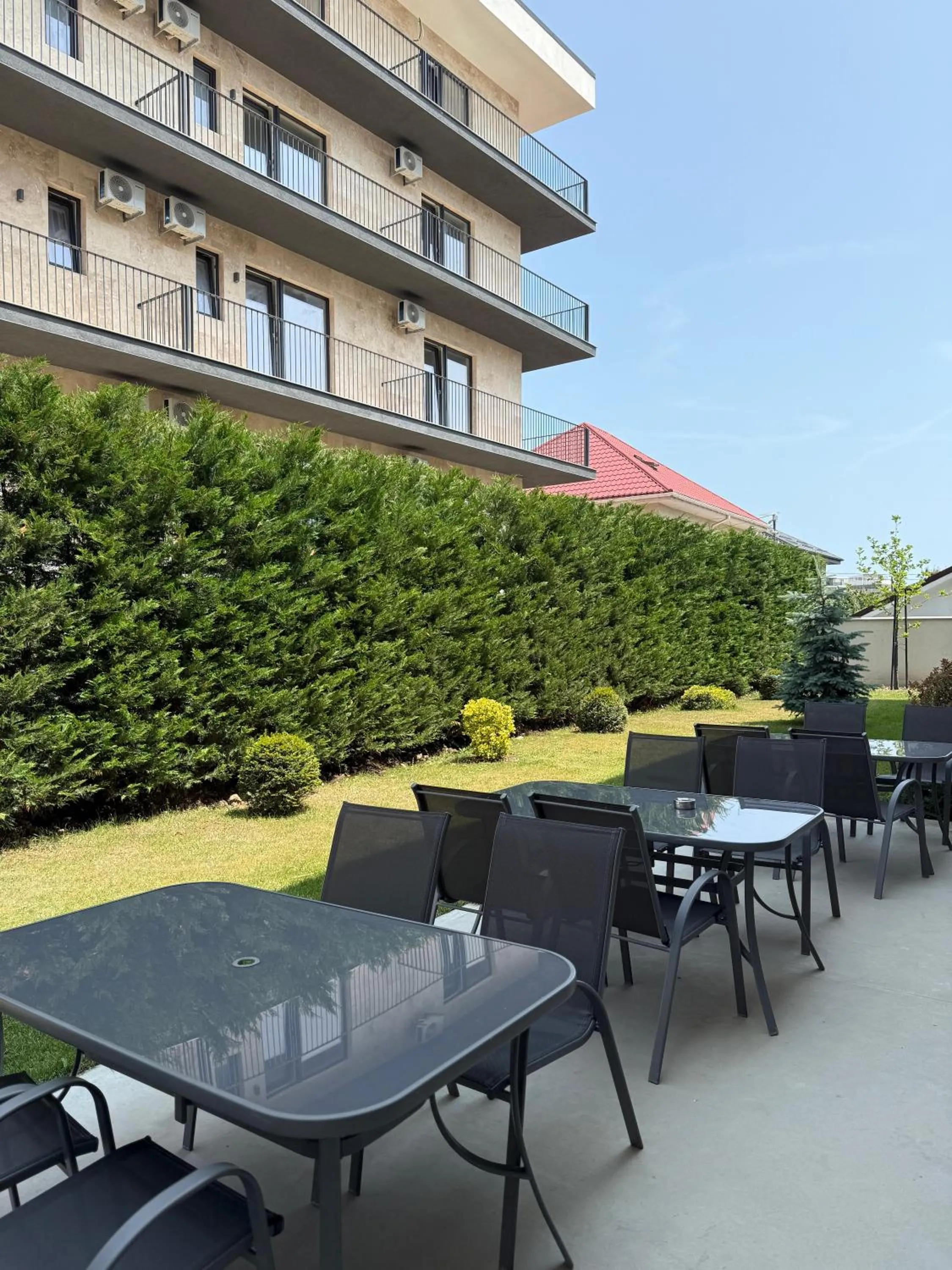 Restaurant/places to eat in Vila Ducu - Adults Only ( +16 )