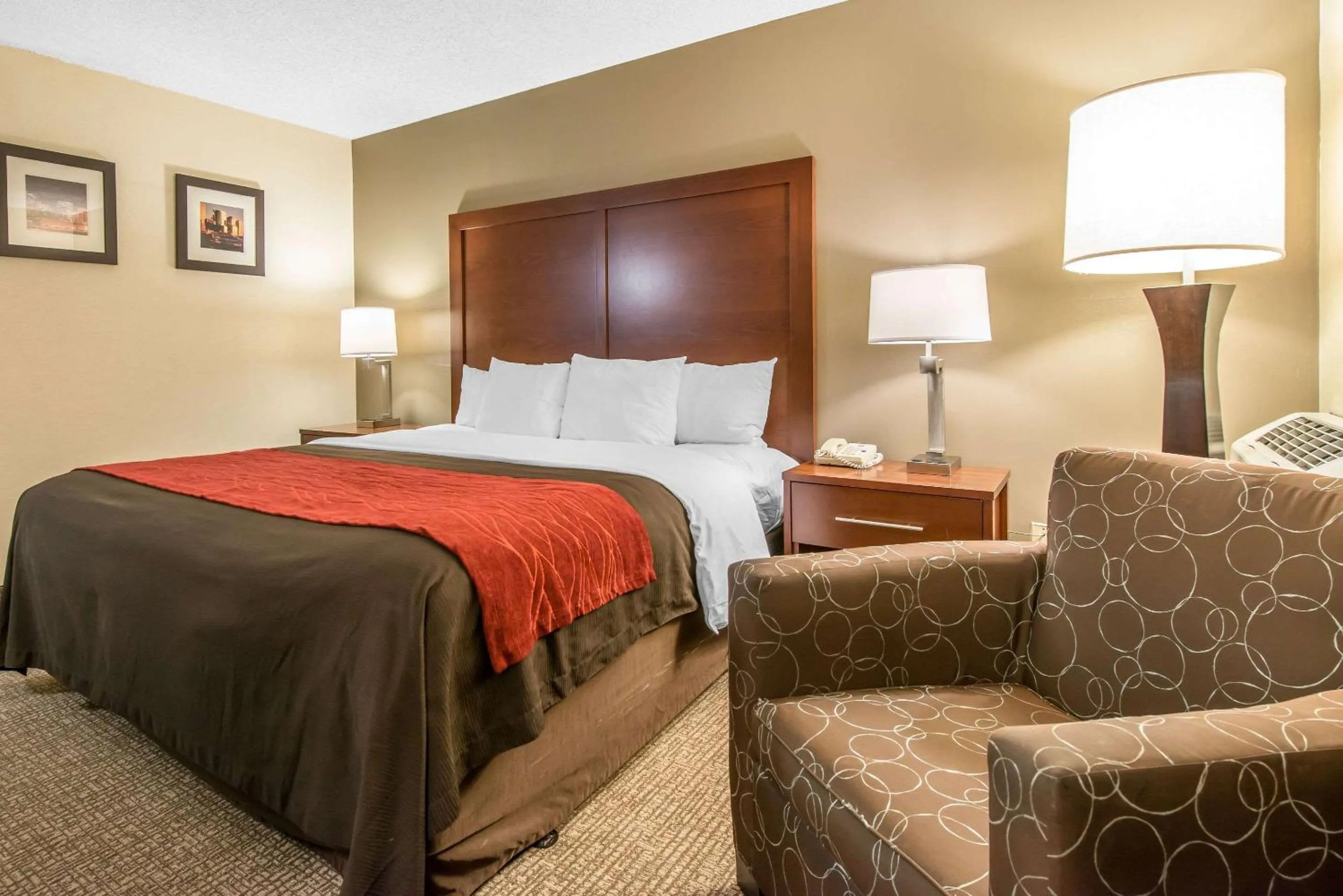 Photo of the whole room in Comfort Inn & Suites Denver Northfield