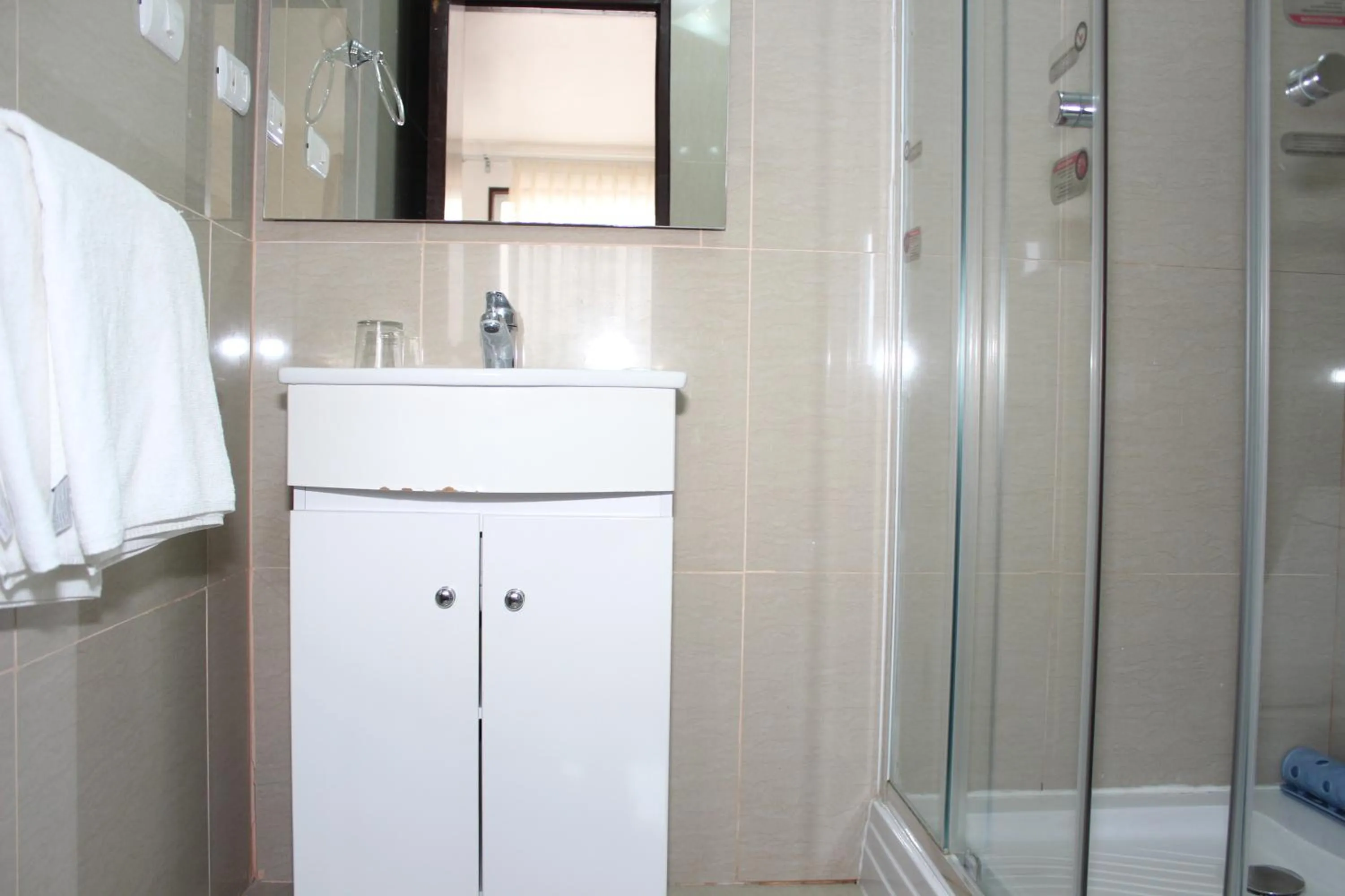 Bathroom in Apart Hotel Y Cabanas Vegasur