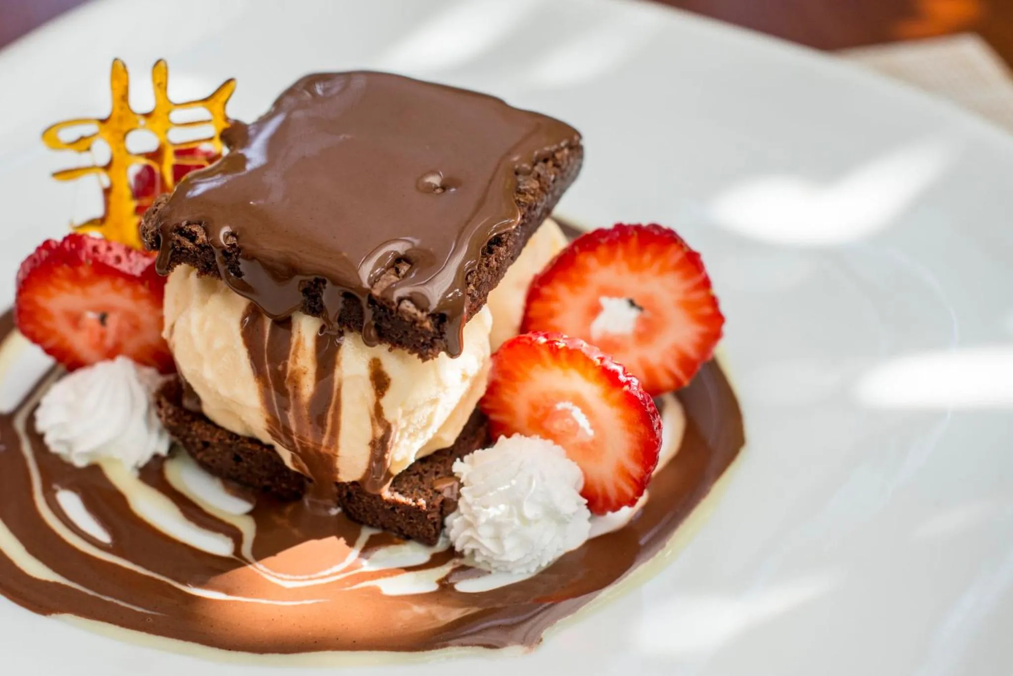 Restaurant/places to eat in Crowne Plaza Lima by IHG