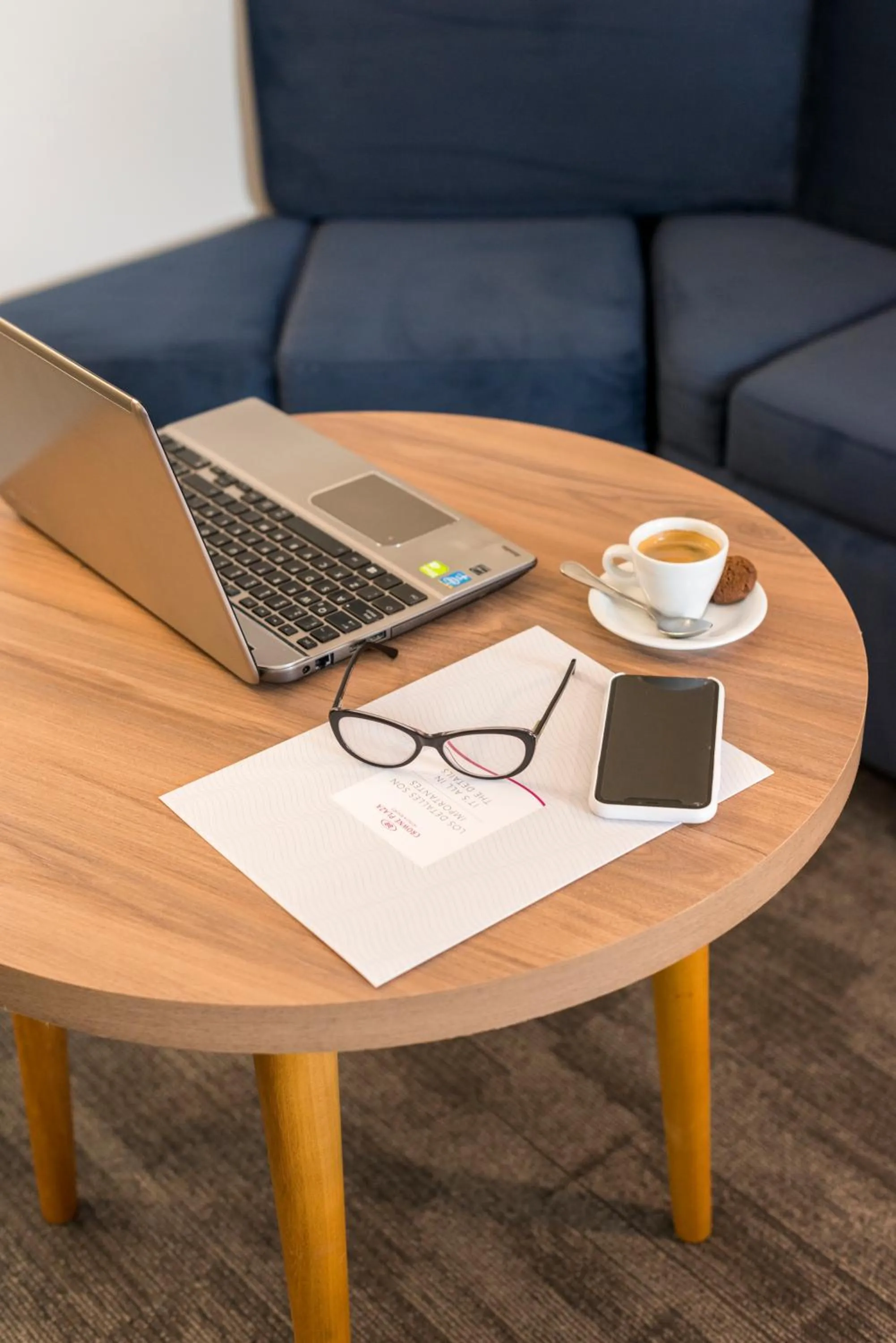 Seating area in Crowne Plaza Lima by IHG