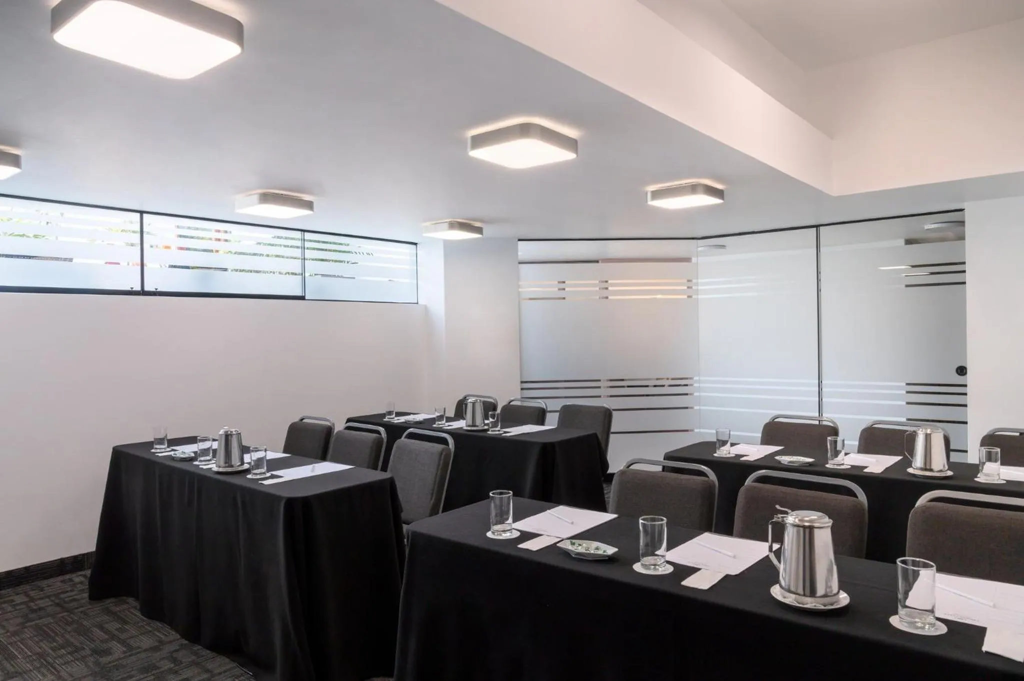 Meeting/conference room in Crowne Plaza Lima by IHG
