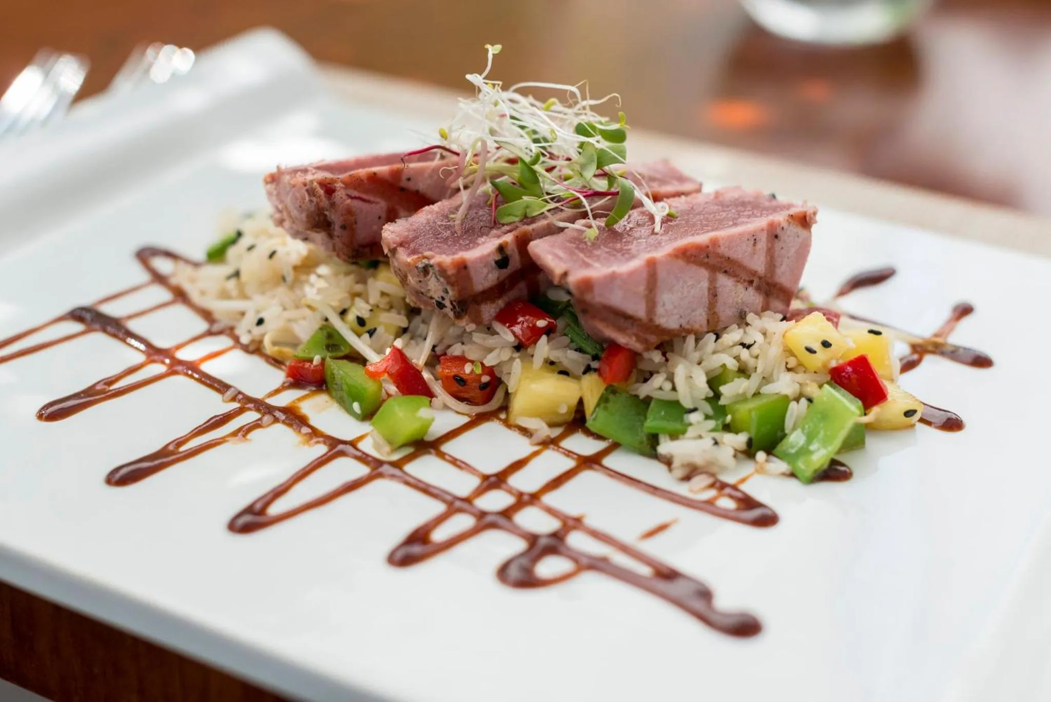 Restaurant/places to eat in Crowne Plaza Lima by IHG