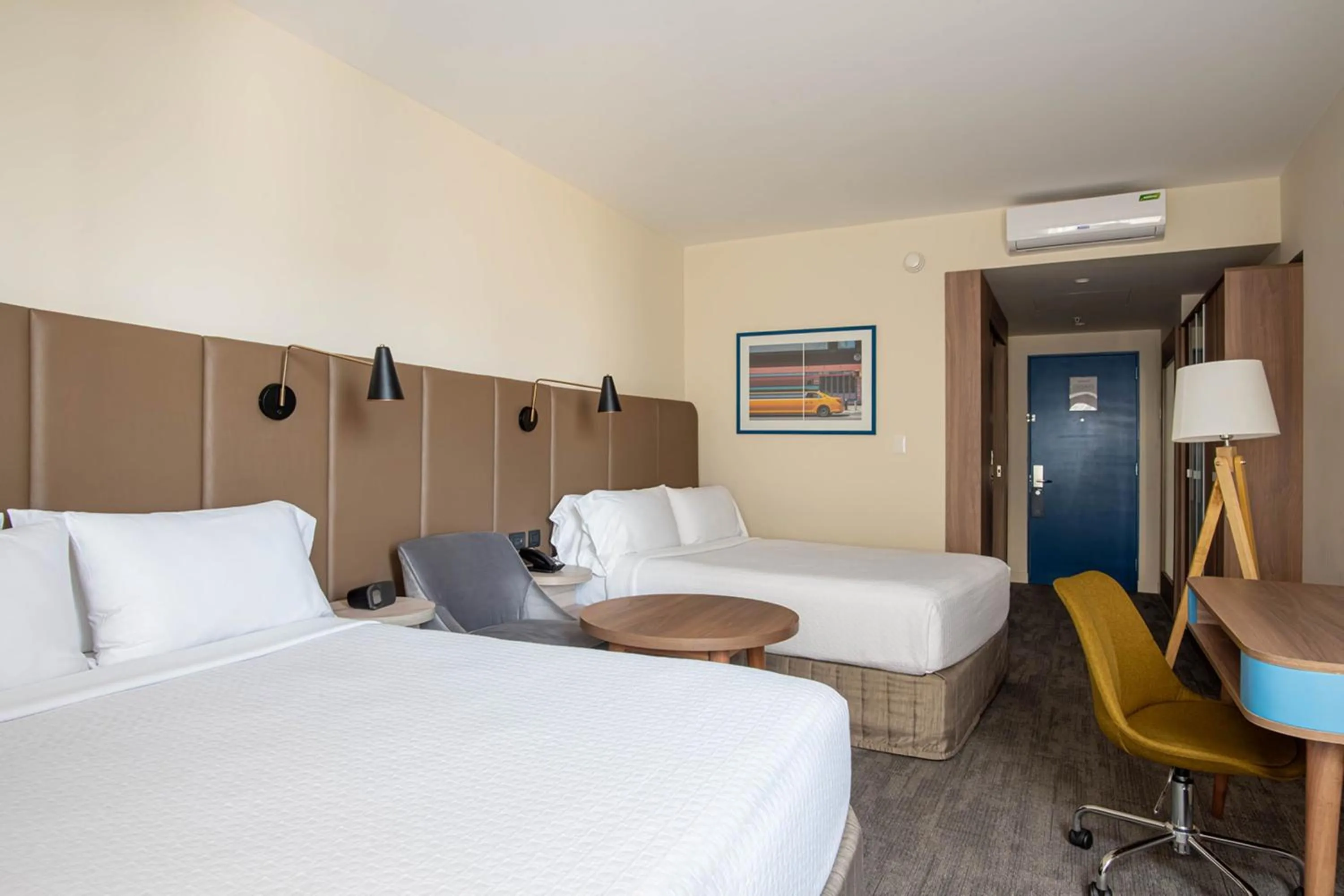 Photo of the whole room, Bed in Crowne Plaza Lima by IHG