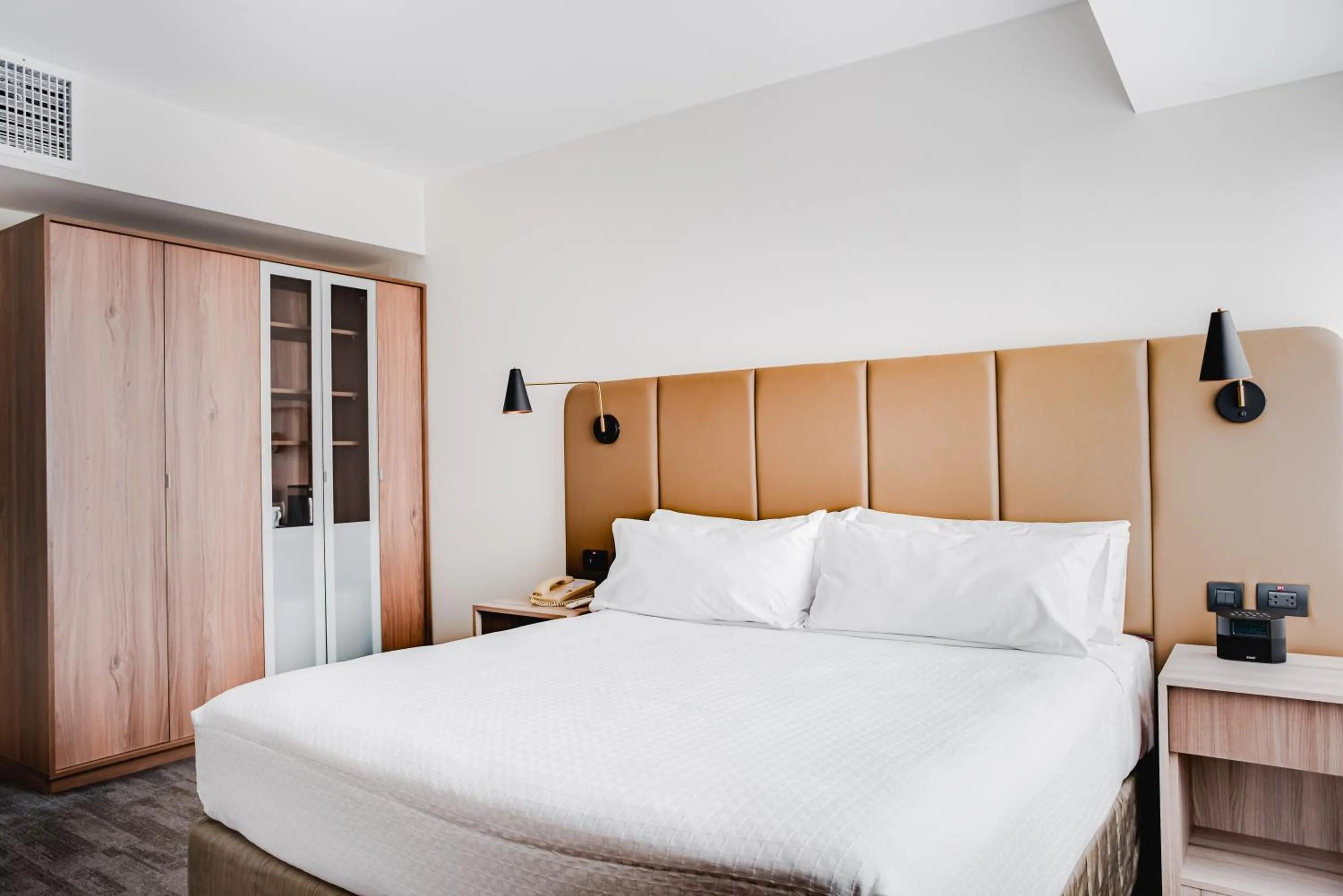 Photo of the whole room, Bed in Crowne Plaza Lima by IHG