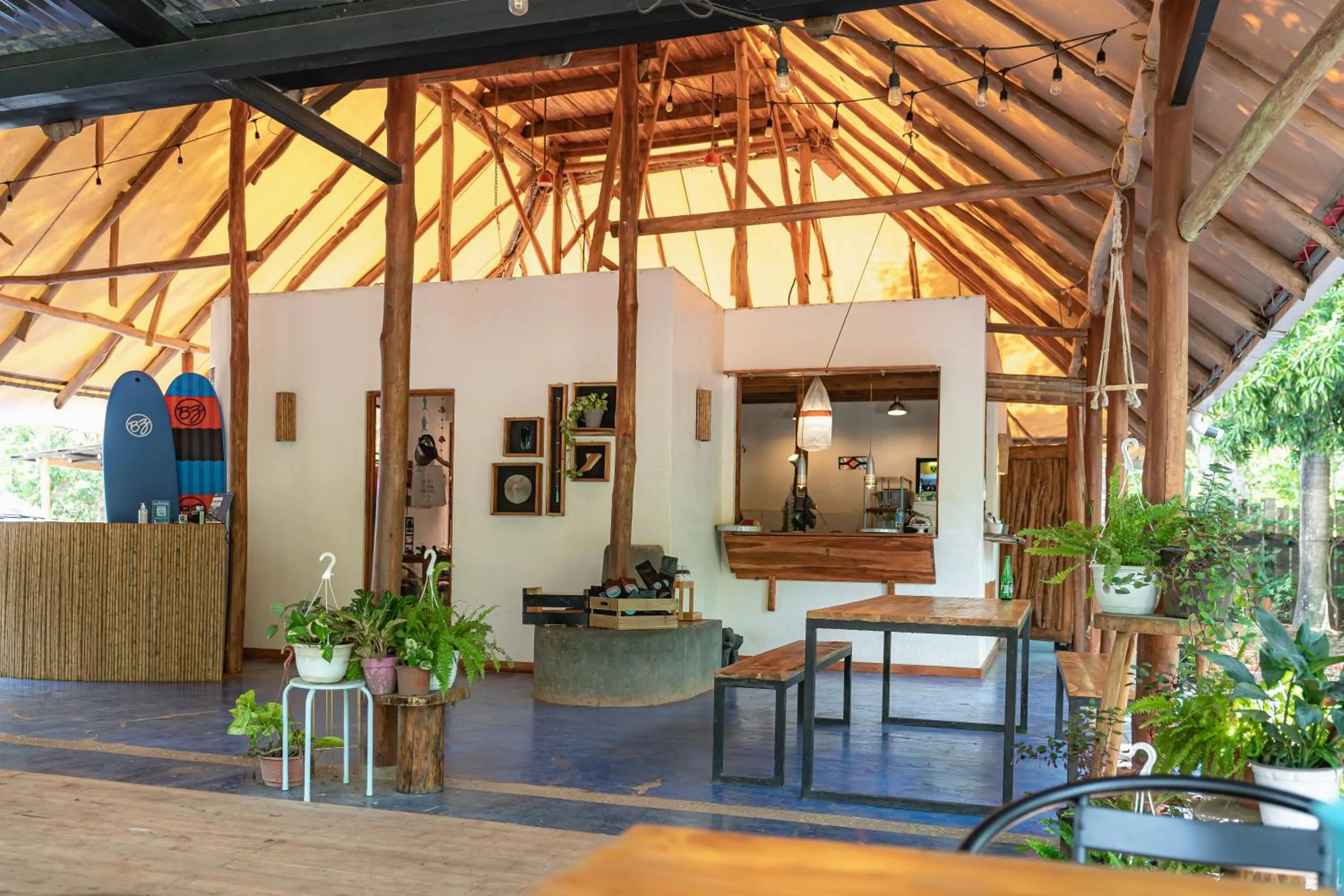 Restaurant/places to eat in SoulShine