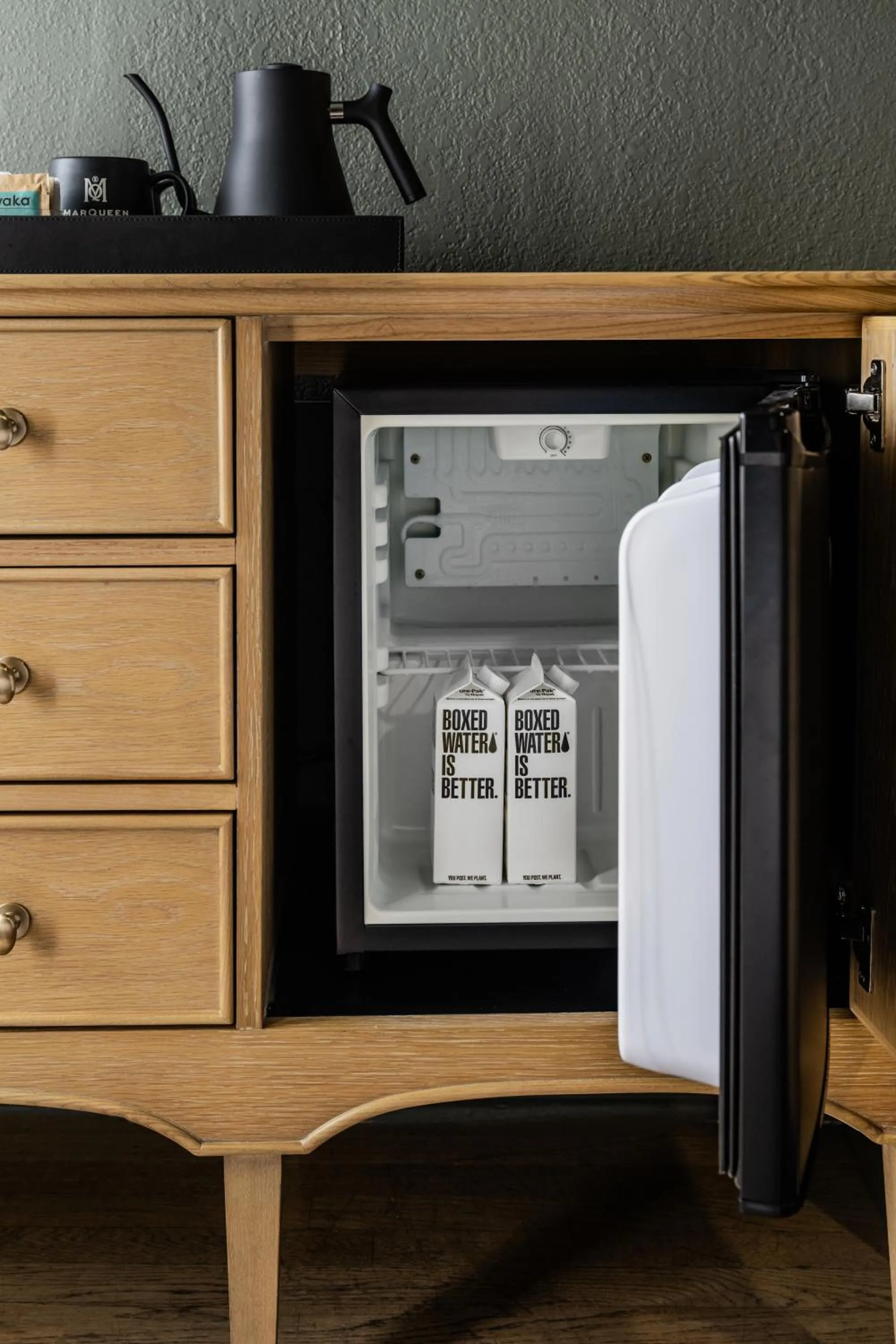 Guests in MarQueen Hotel - NEWLY RENOVATED