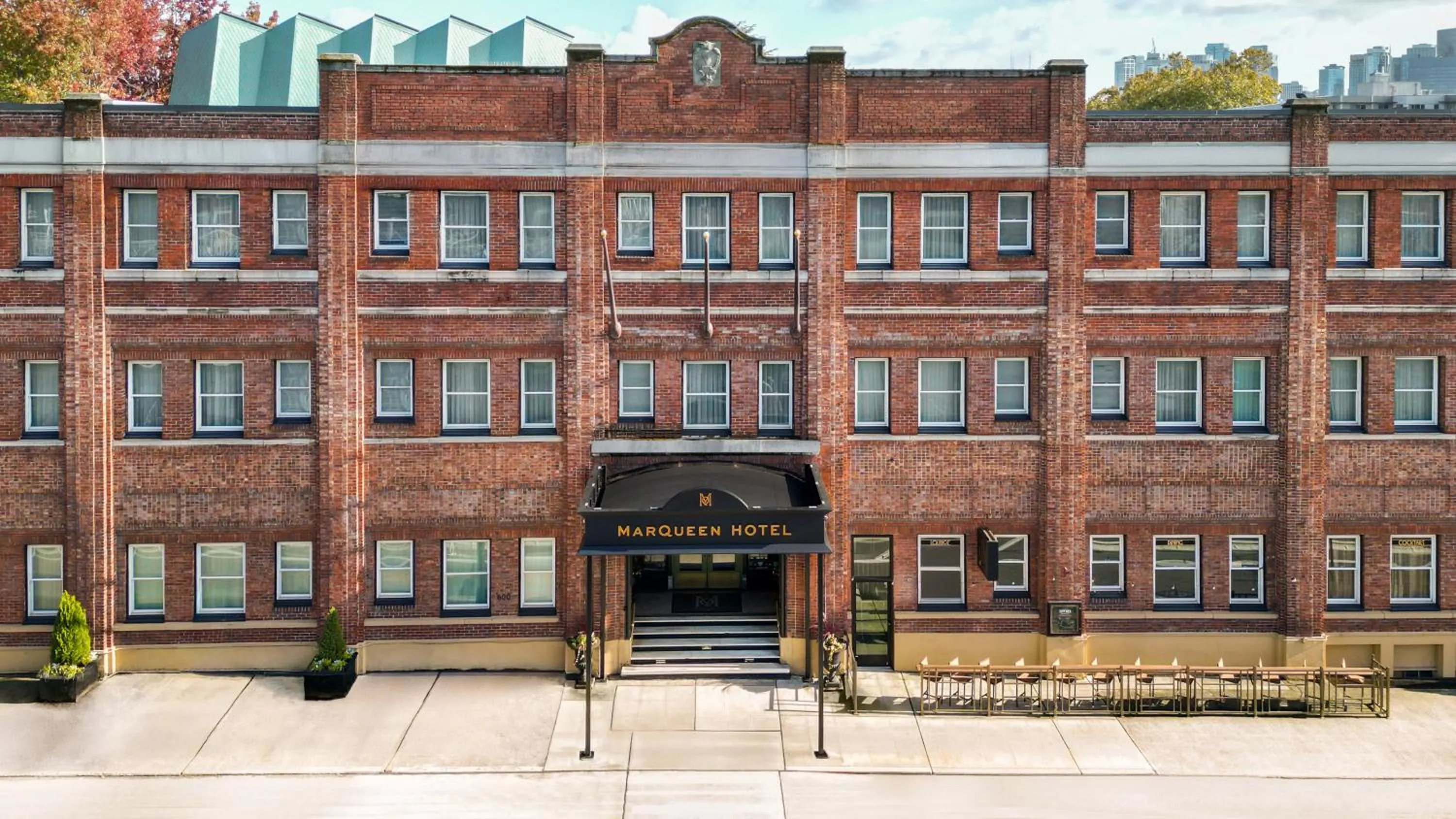 Property building in MarQueen Hotel - NEWLY RENOVATED