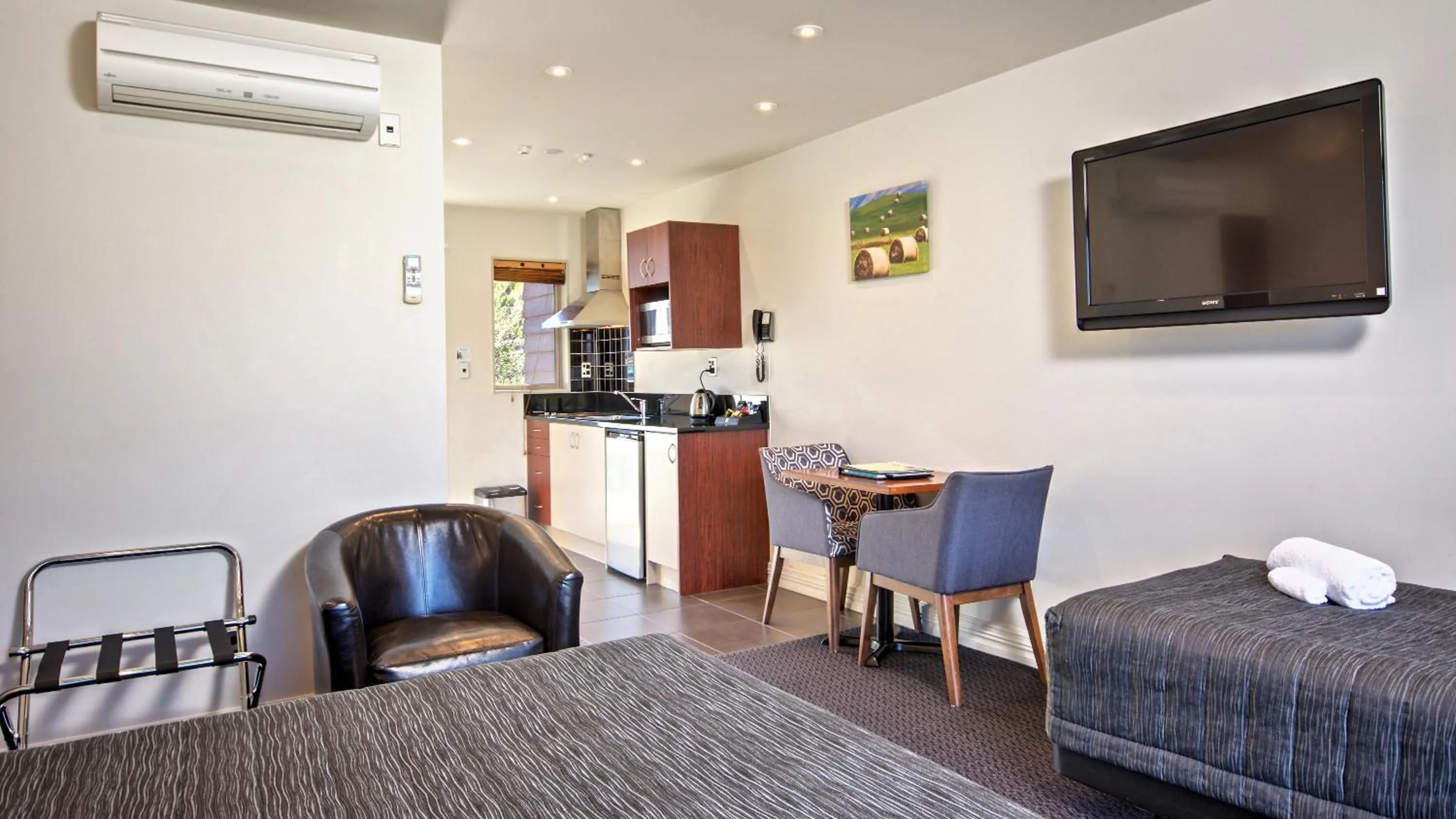 TV and multimedia in Autoline Motel Queenstown