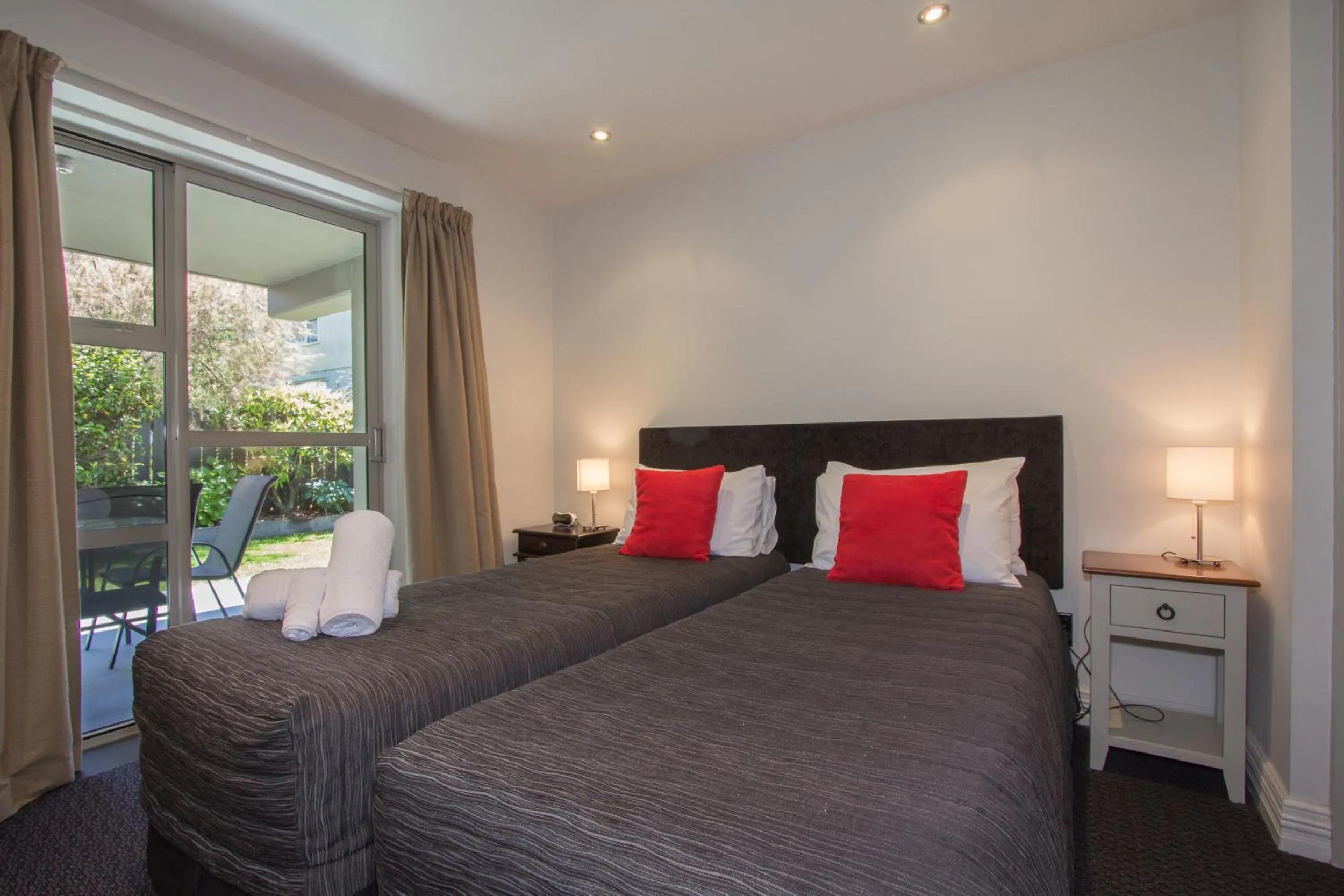 Bed in Autoline Motel Queenstown