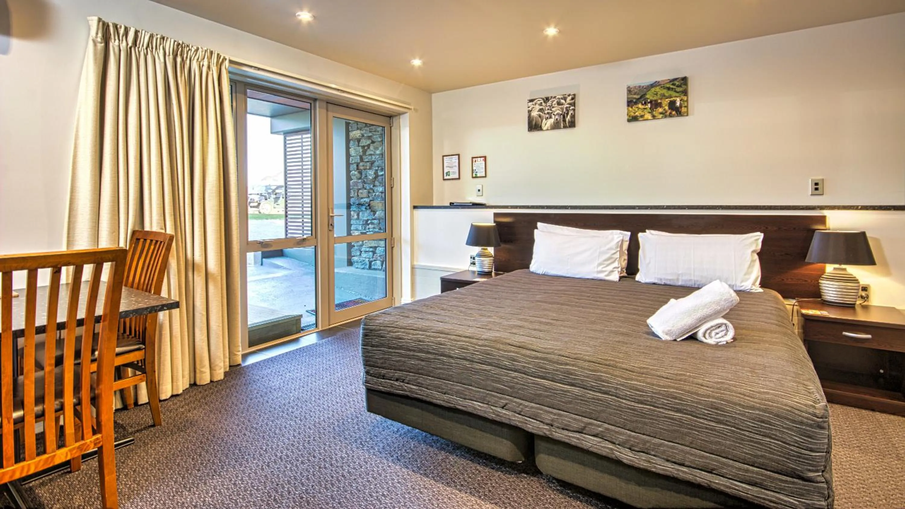 Bed in Autoline Motel Queenstown