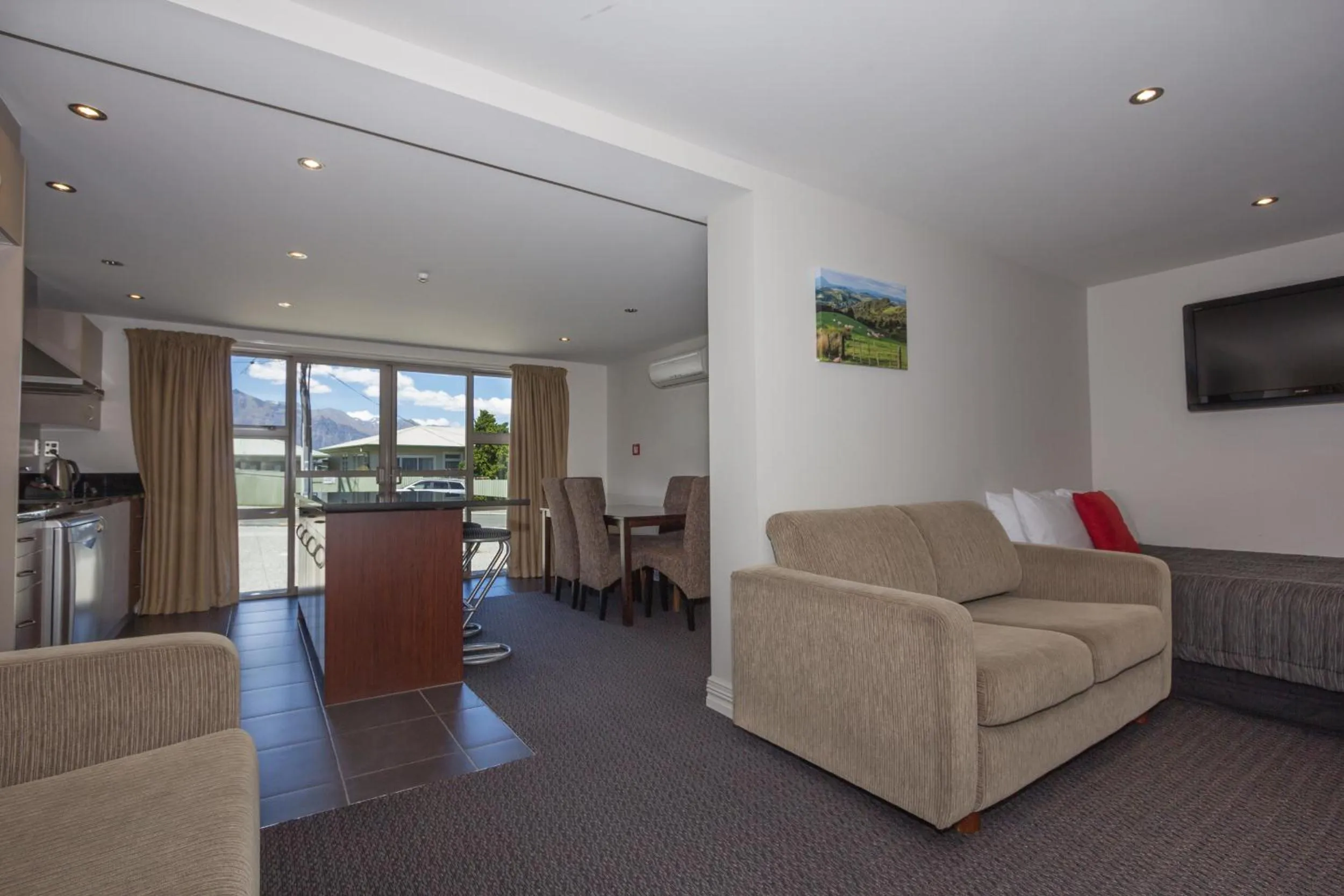 Living room in Autoline Motel Queenstown