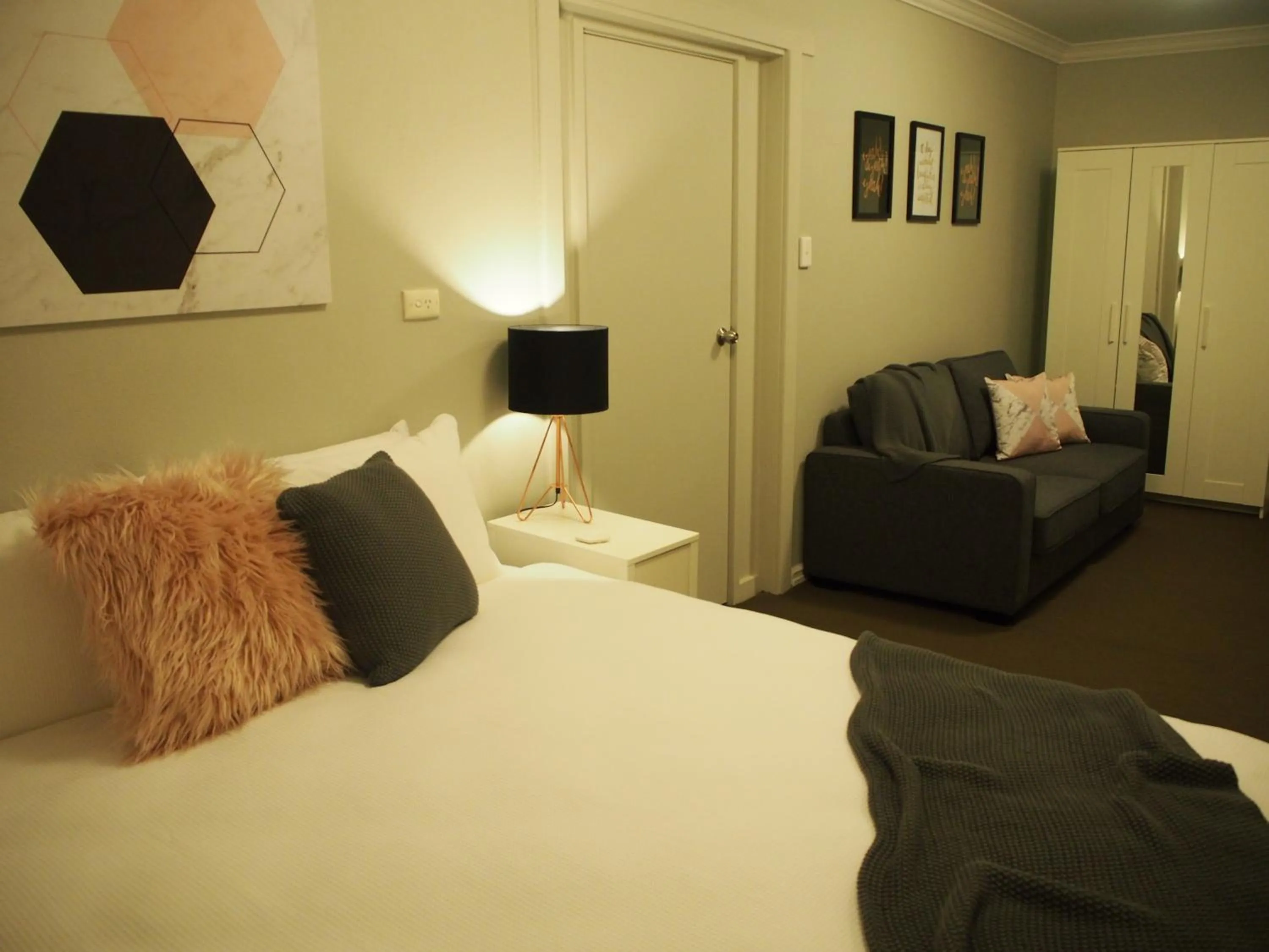 Bed in City Quarters on Brewer