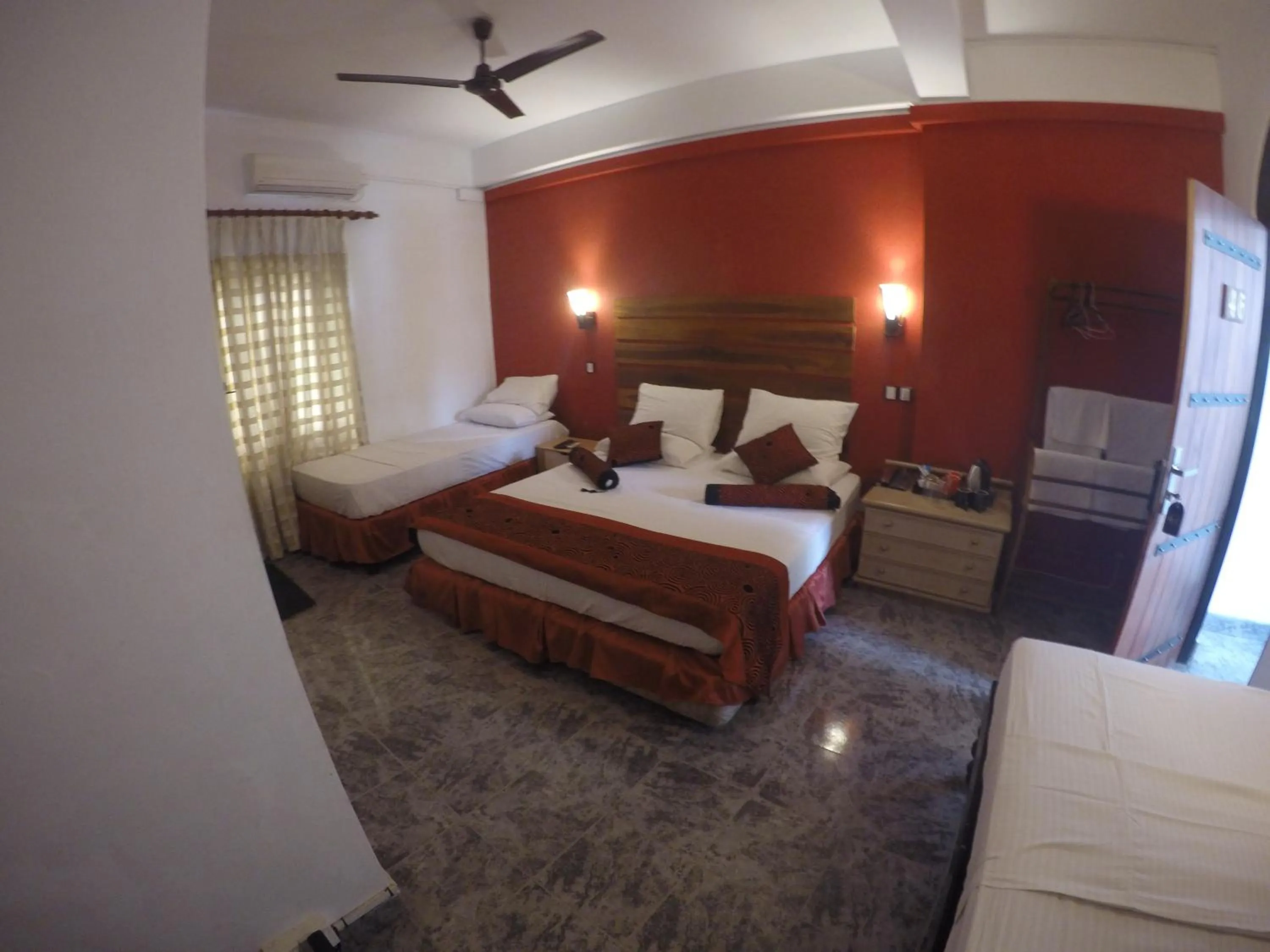 Bedroom, Bed in Hotel Sunray