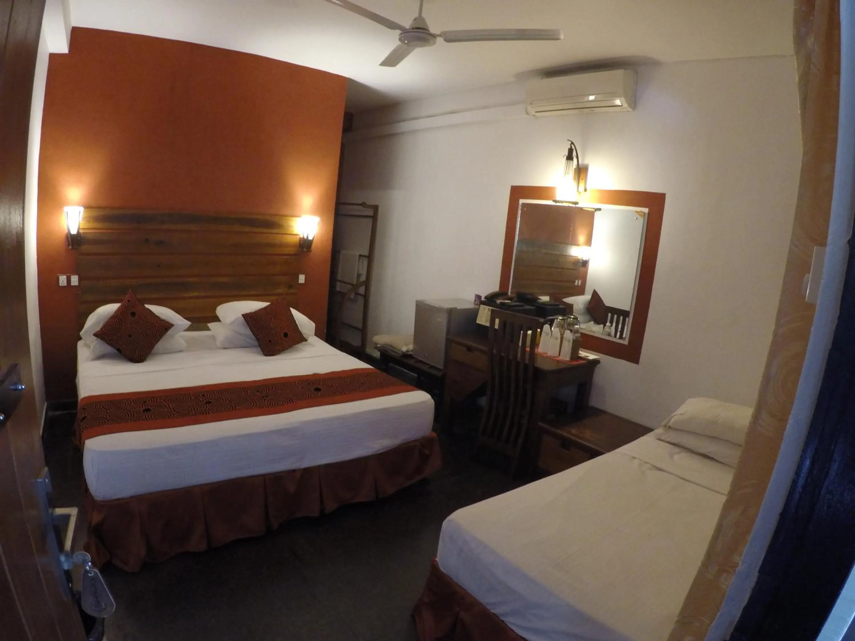 Bedroom, Bed in Hotel Sunray