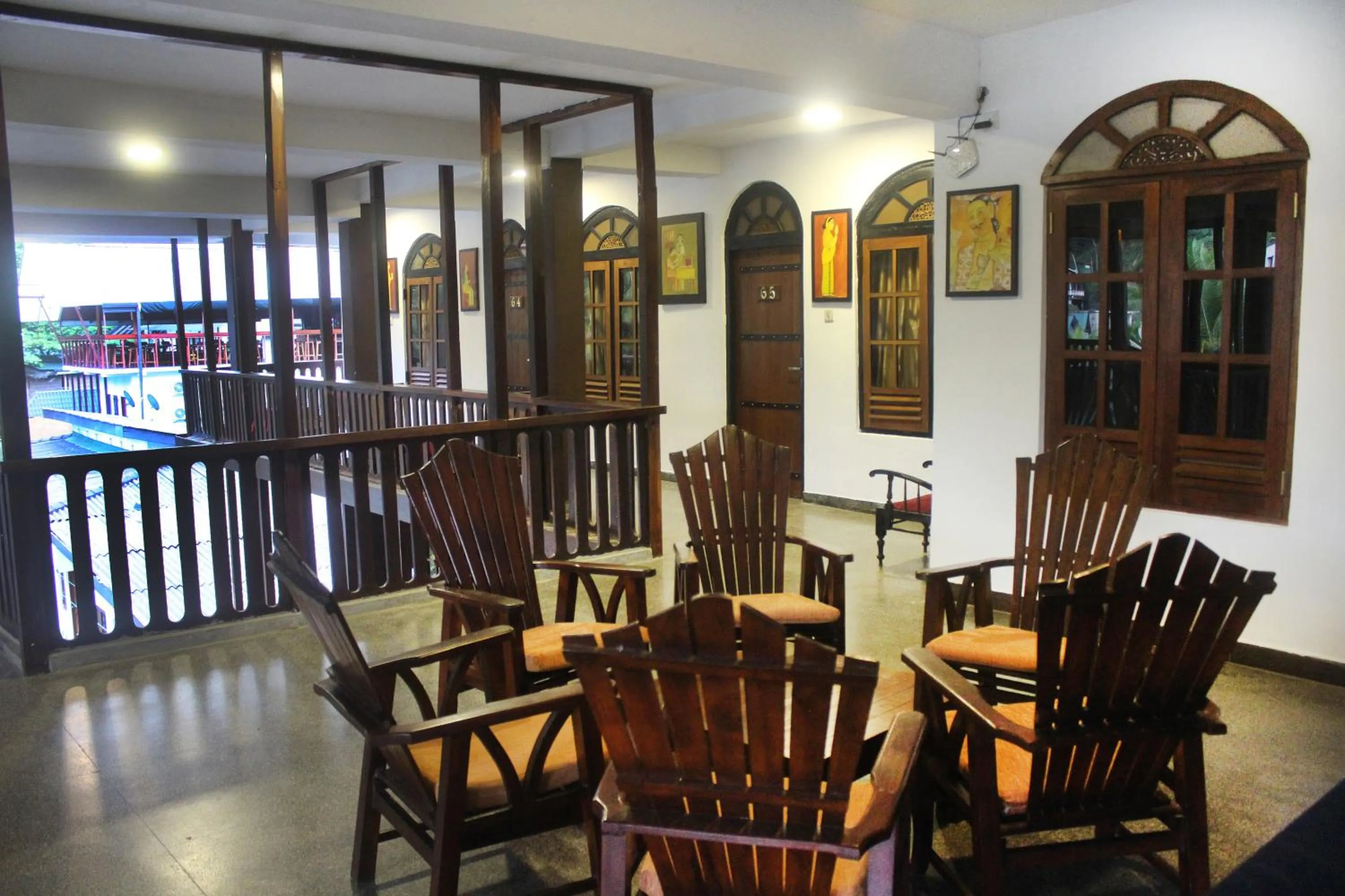 Decorative detail in Hotel Sunray