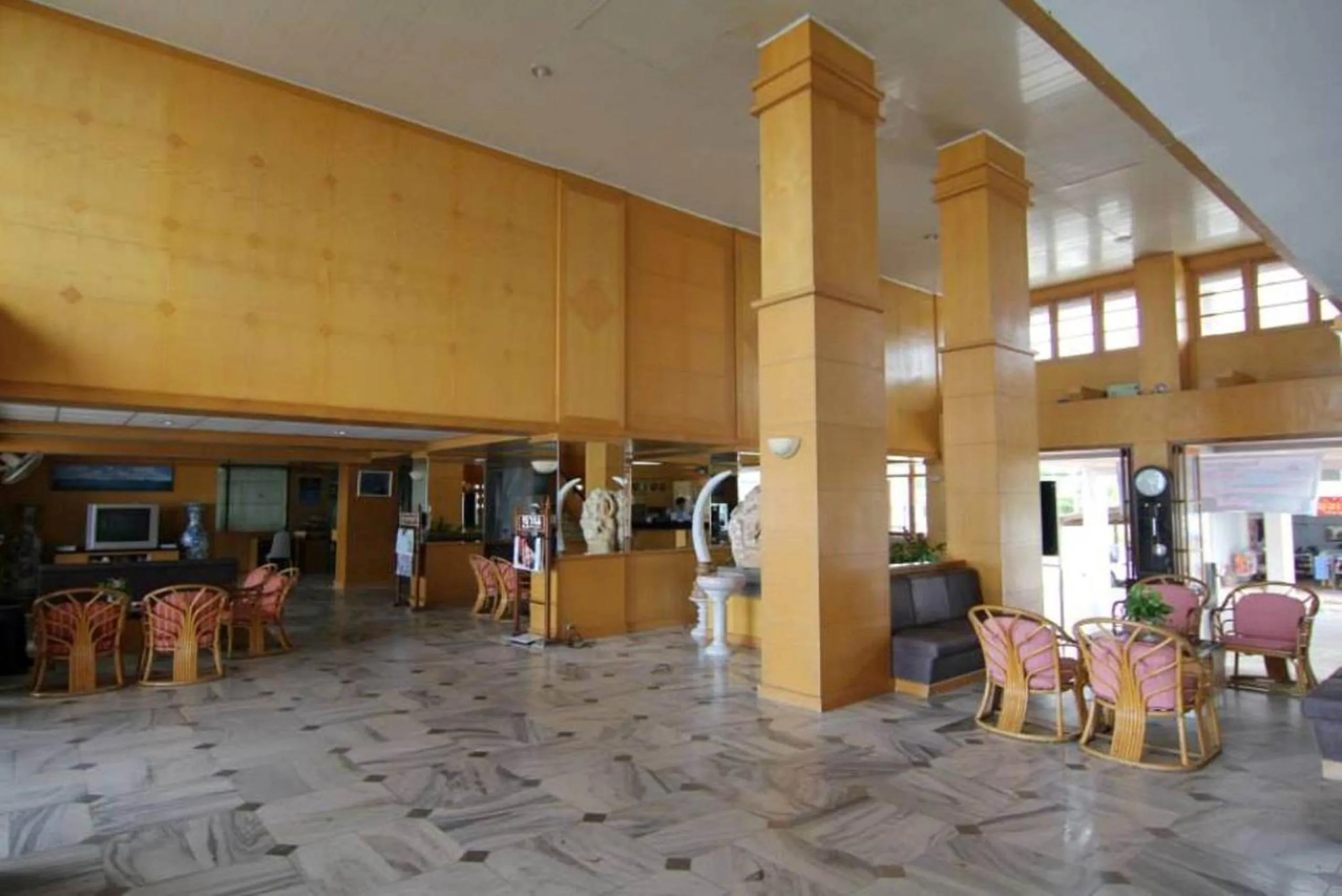 Lobby or reception in Hadthong Hotel