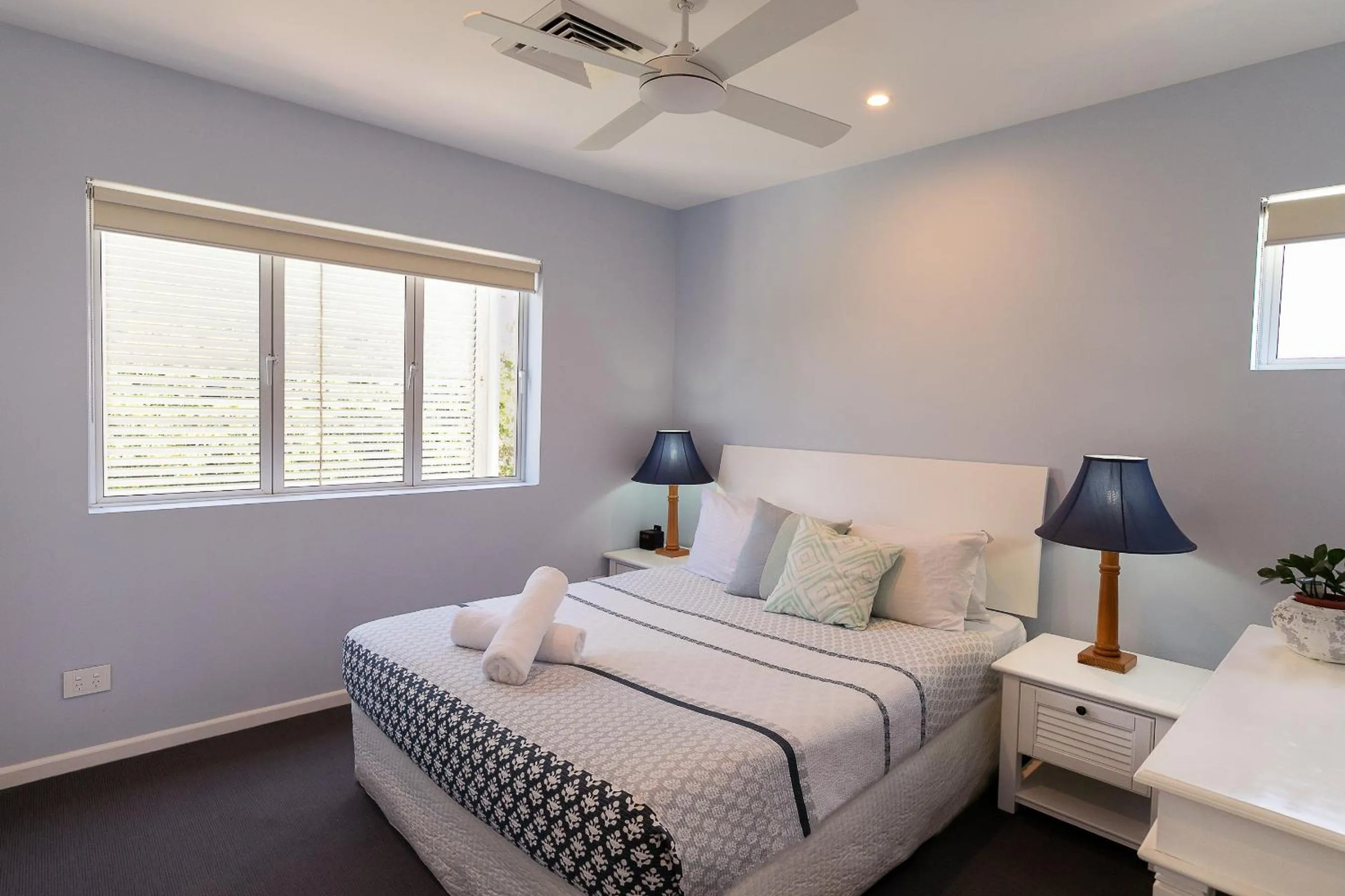 Bedroom, Bed in Aqua Promenade Beachfront Holiday Apartments