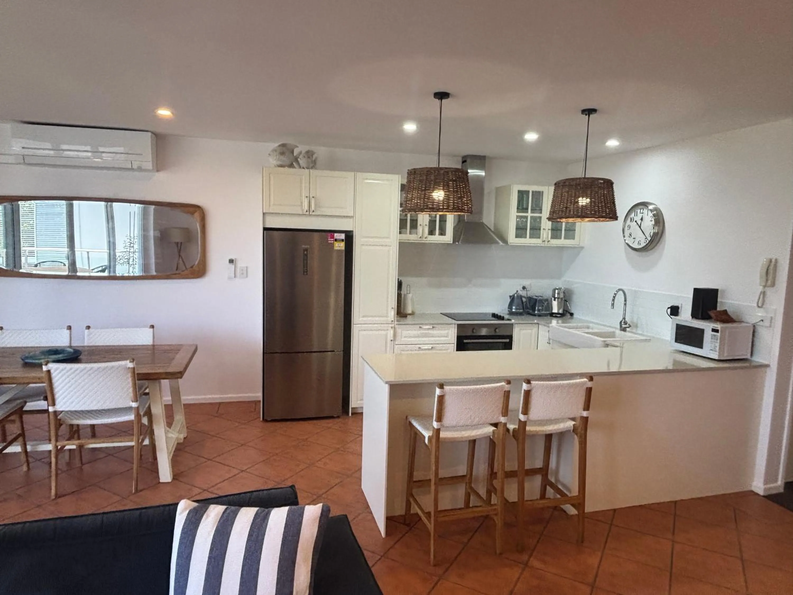 Aqua Promenade Beachfront Holiday Apartments