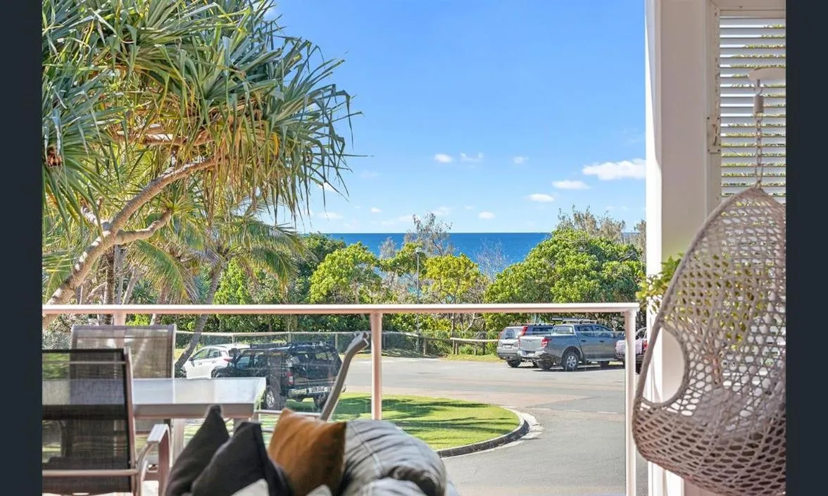 Aqua Promenade Beachfront Holiday Apartments