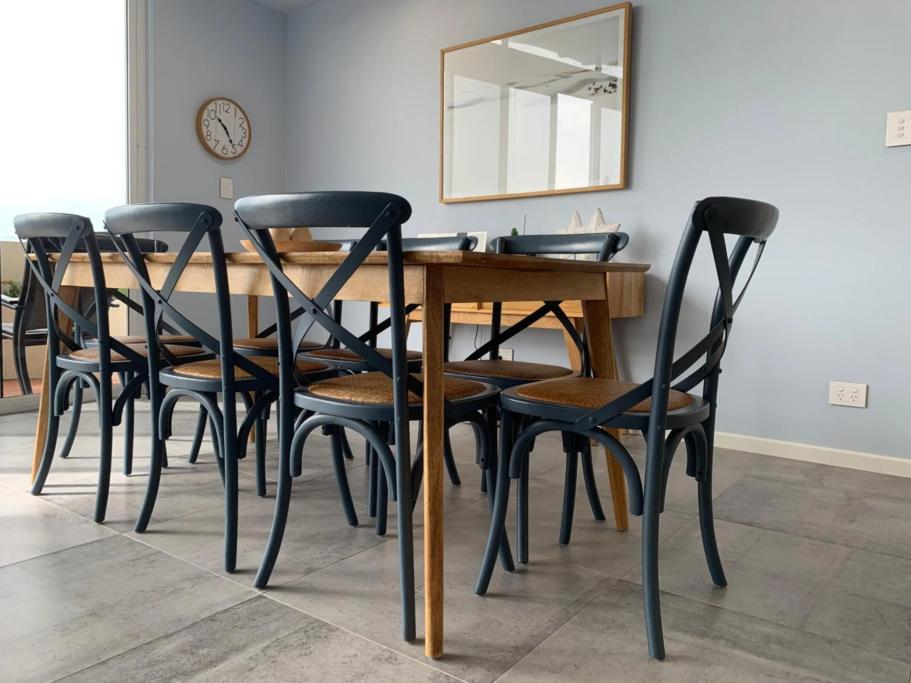 Dining area in Aqua Promenade Beachfront Holiday Apartments