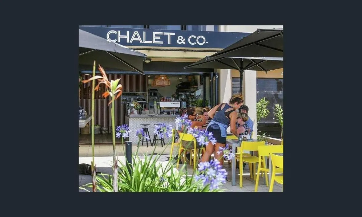 Aqua Promenade Beachfront Holiday Apartments