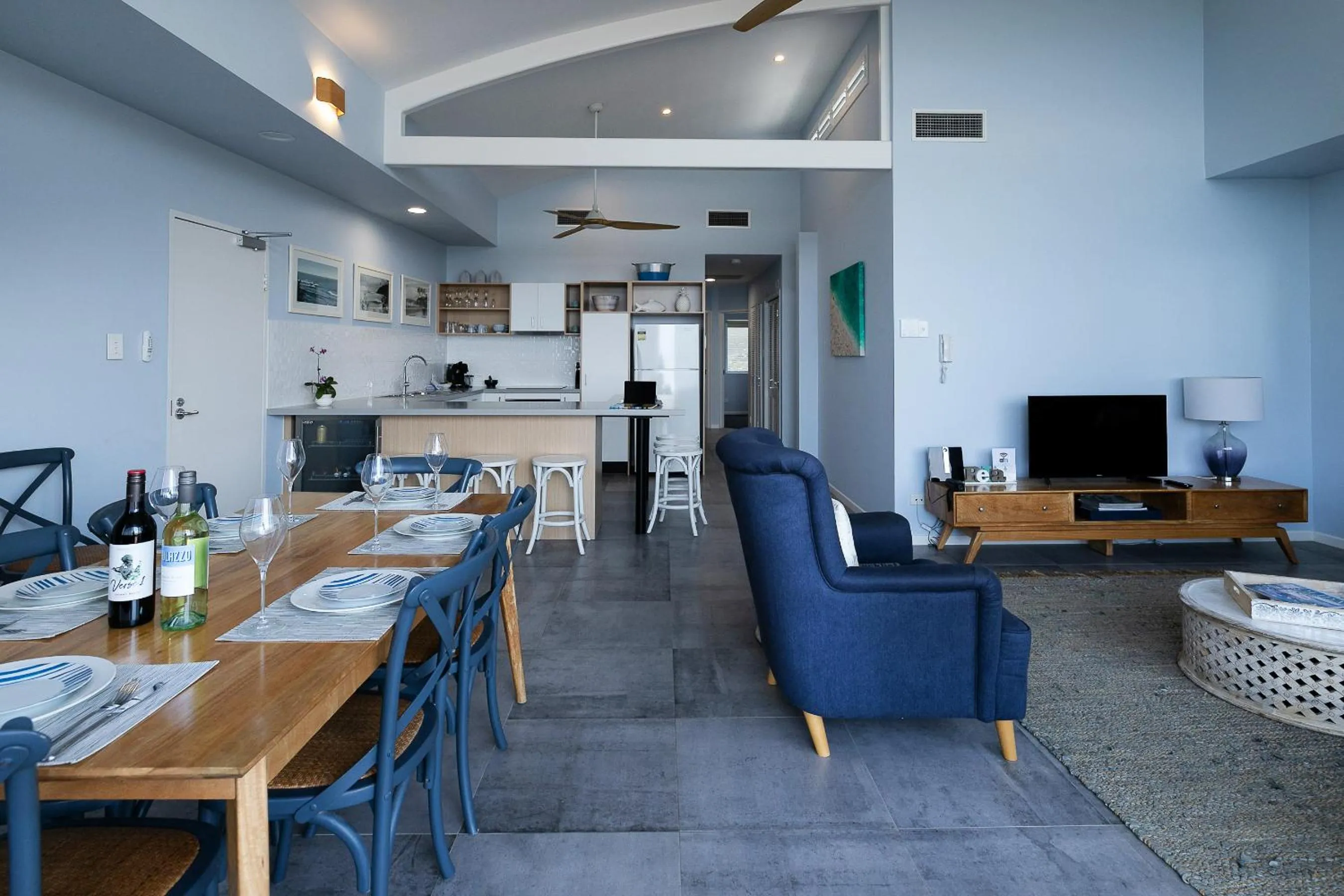 Living room in Aqua Promenade Beachfront Holiday Apartments