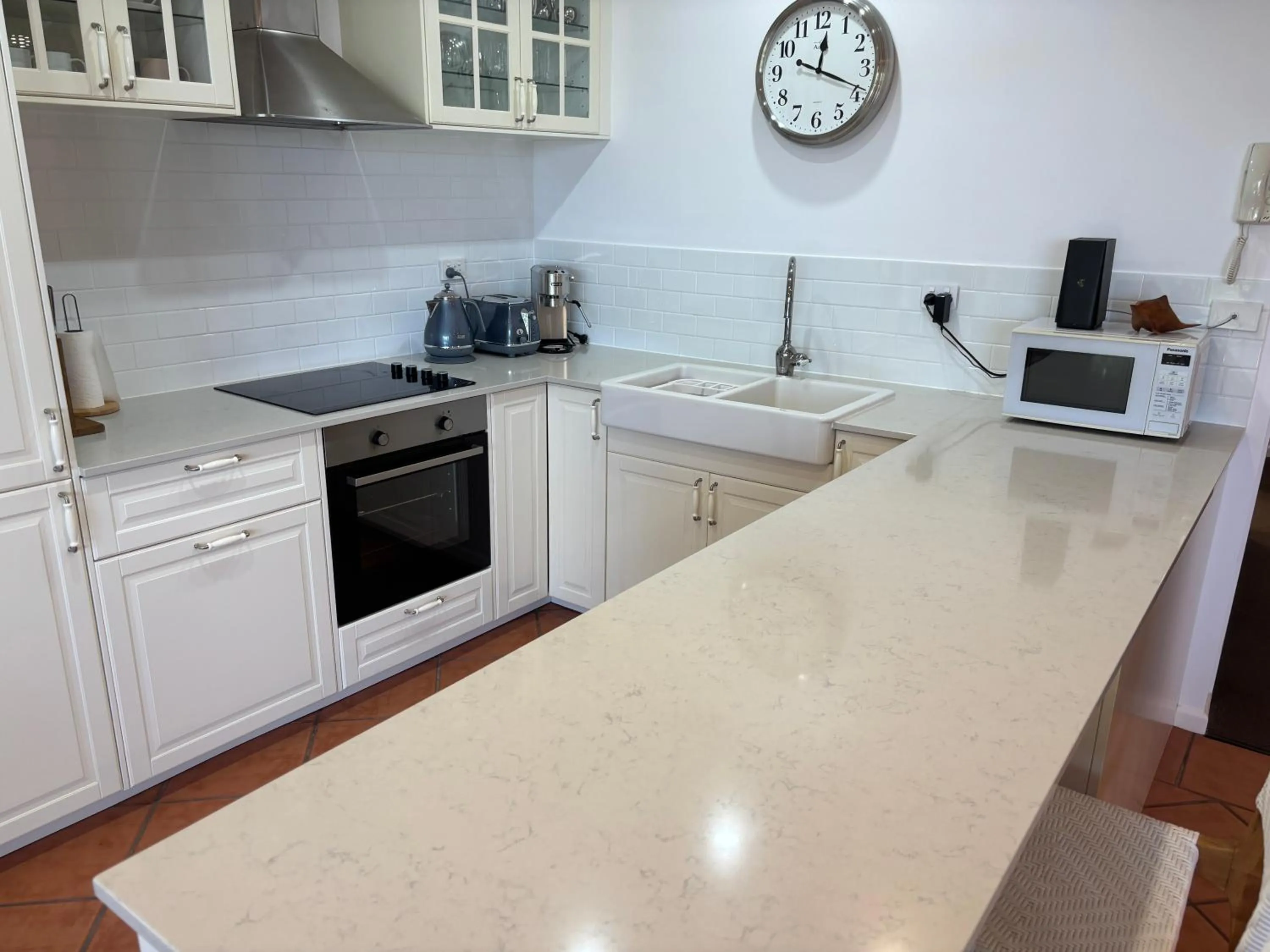 Aqua Promenade Beachfront Holiday Apartments