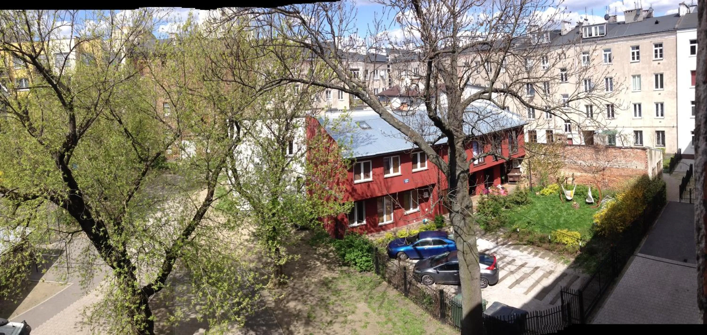 Area and facilities in Szmulson