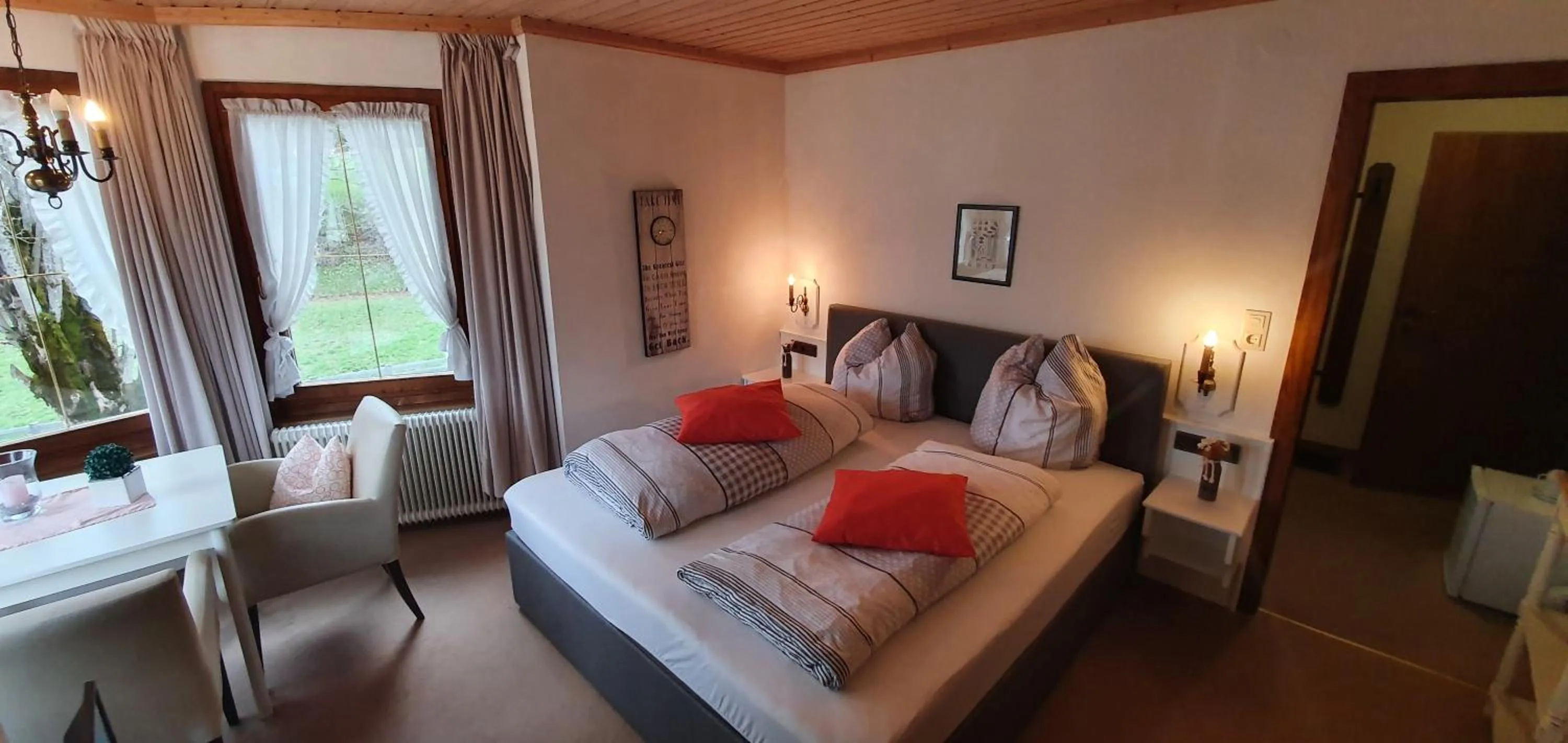 Bed in Hotel Gasthof Gaistal