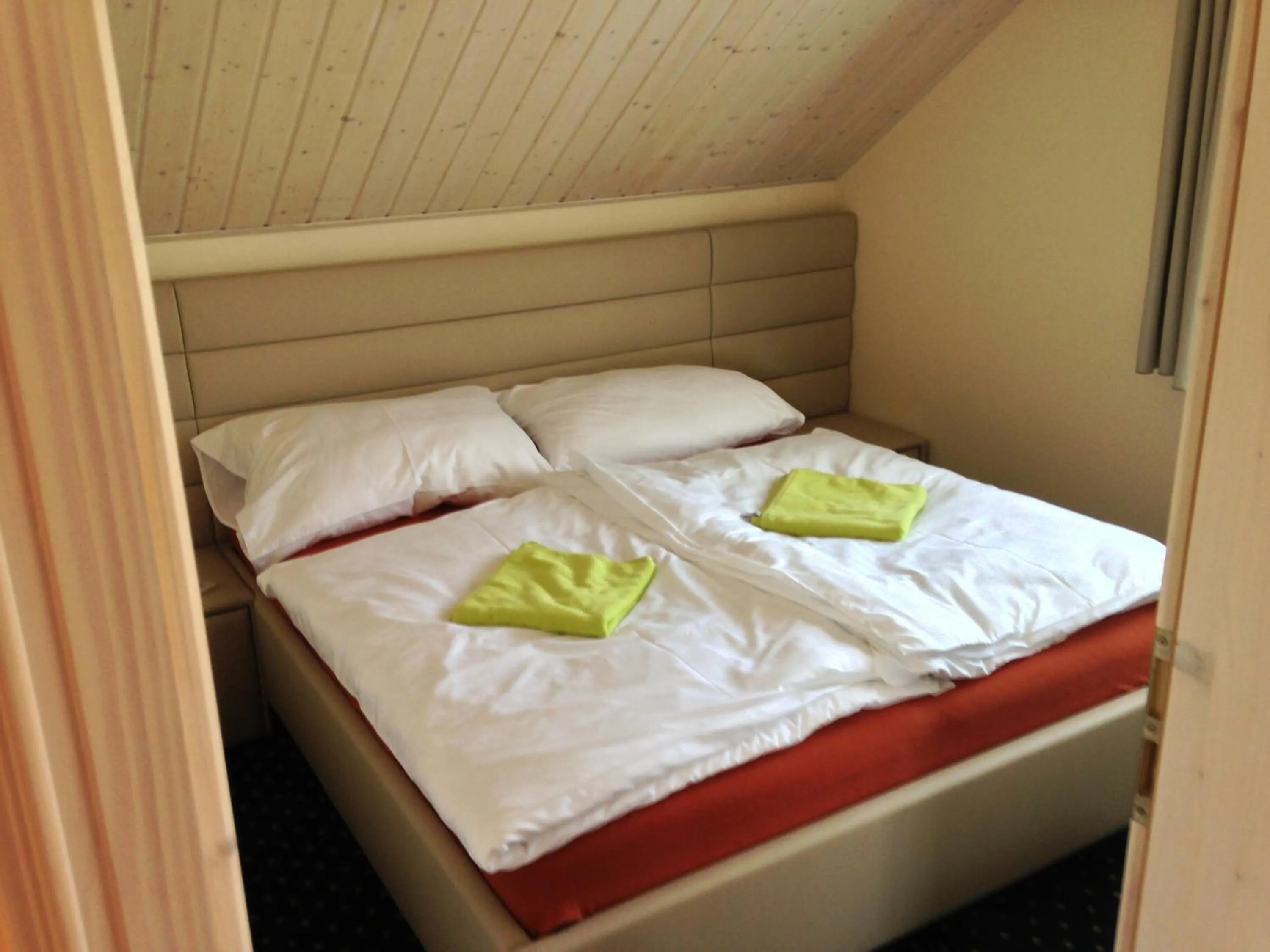 Photo of the whole room in Lake View Apartments near Golf Resort Kunětická Hora, Dříteč