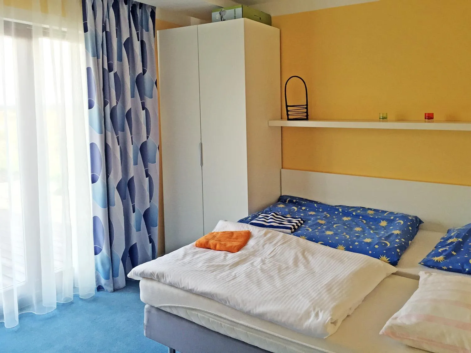 Bed in Lake View Apartments near Golf Resort Kunětická Hora, Dříteč