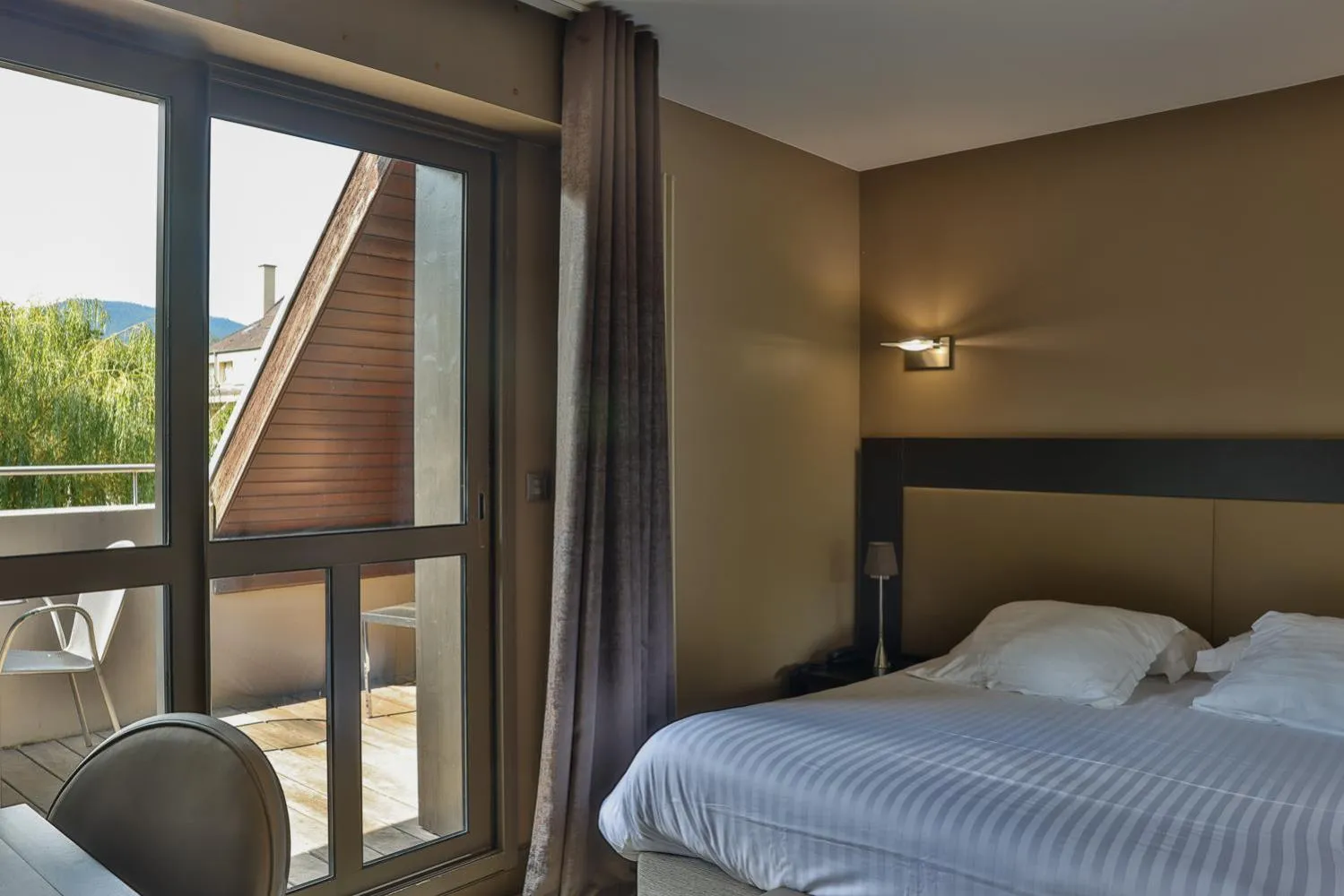 Bed in Hôtel Les Rives