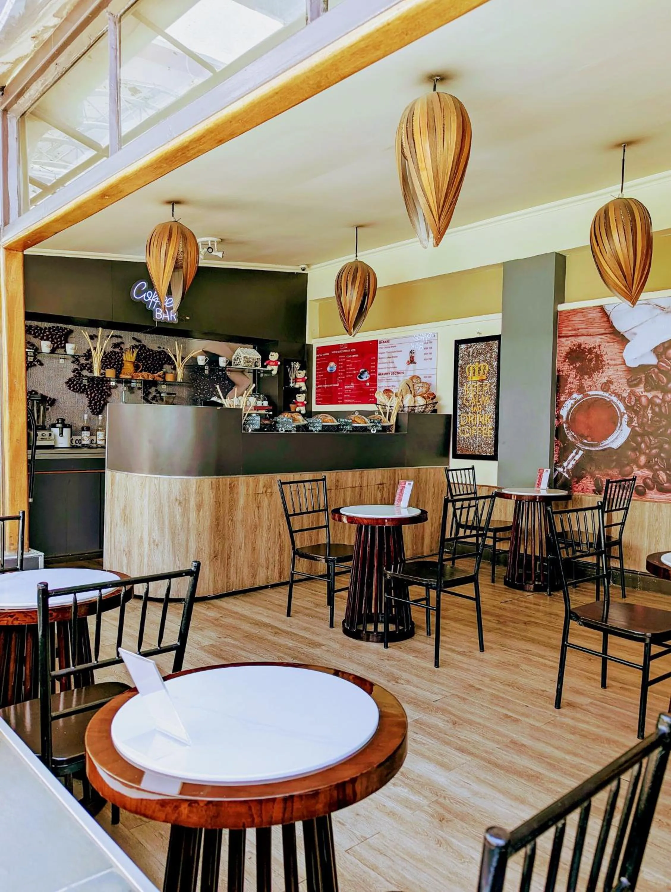 Coffee/tea facilities in Muthu Silver Springs Hotel