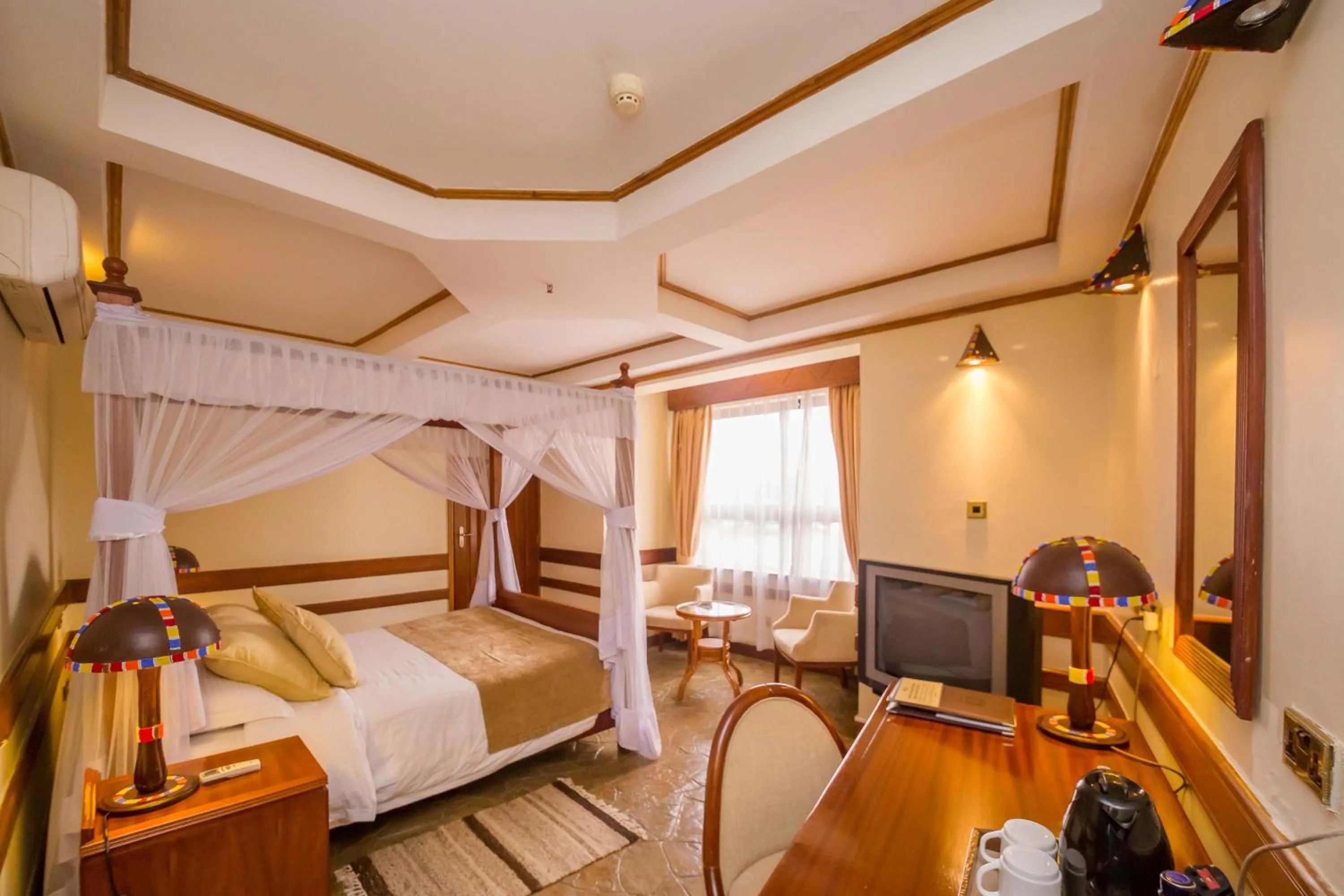 Photo of the whole room, Bed in Muthu Silver Springs Hotel