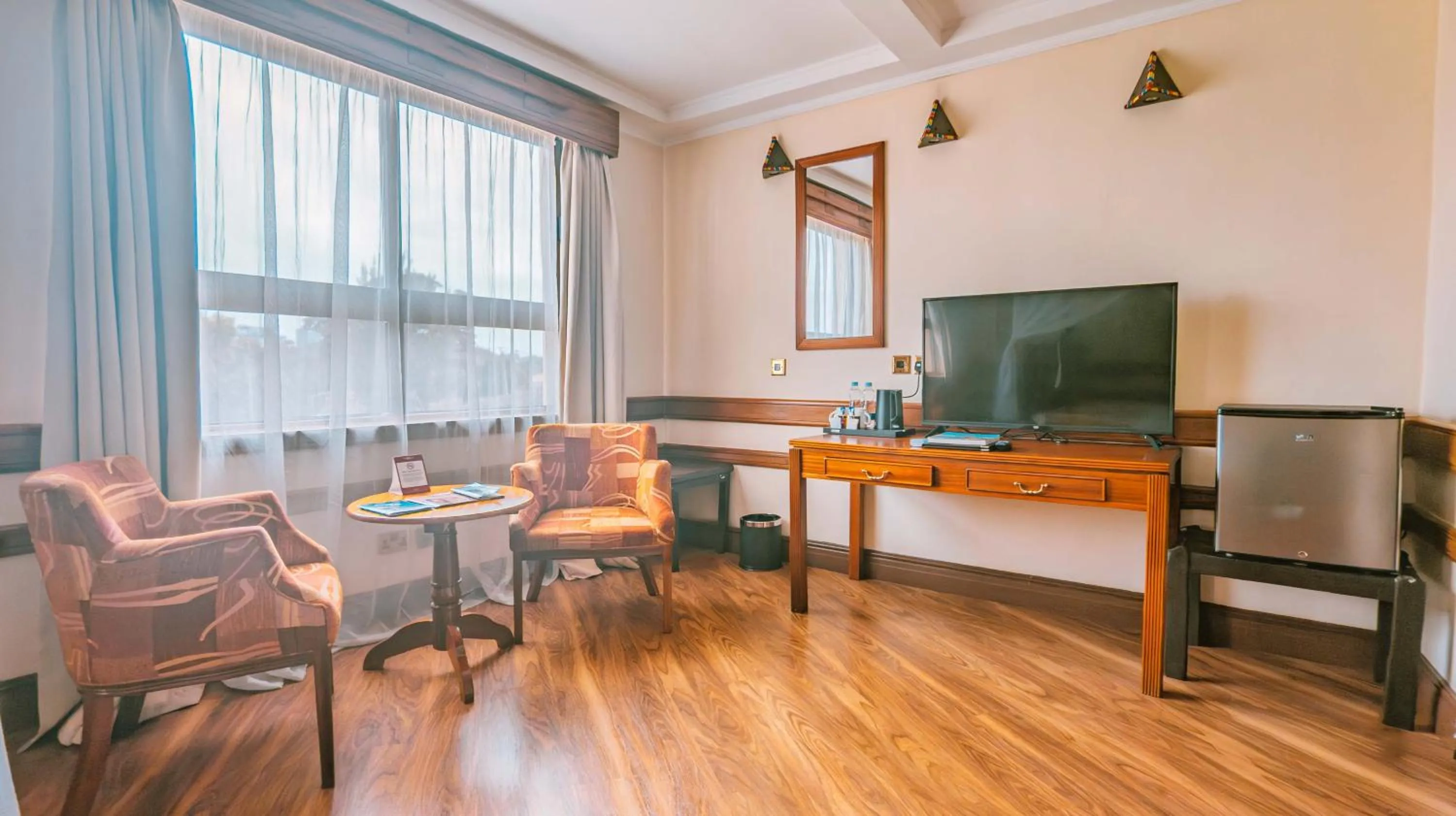 Living room in Muthu Silver Springs Hotel