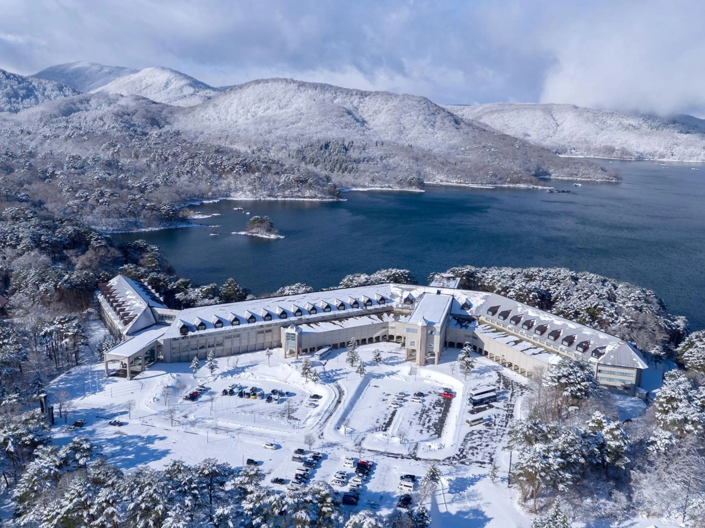 Property building in Urabandai Lake Resort Geihinkan Nekoma Rikyu