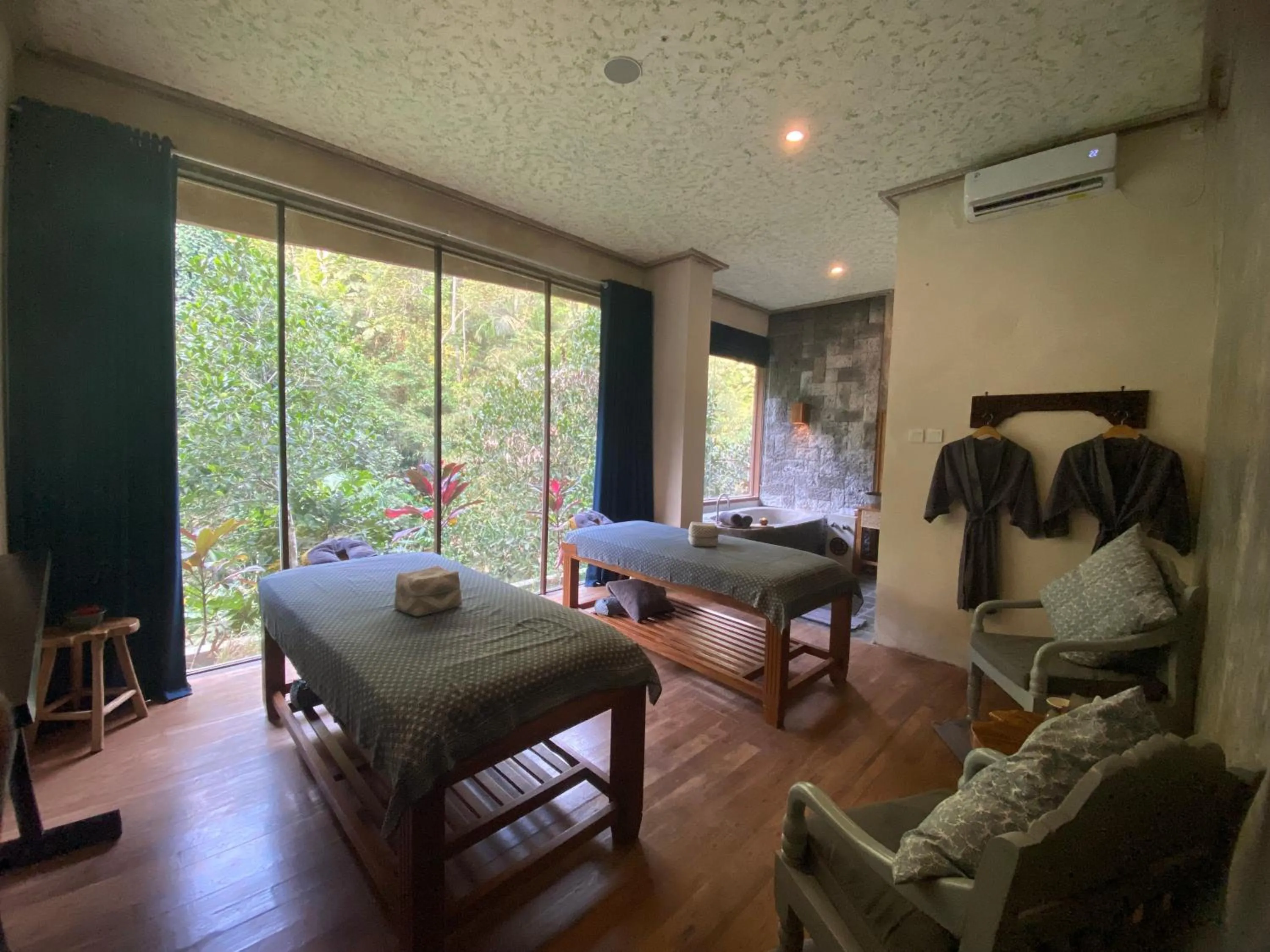 Spa and wellness centre/facilities in Kenran Resort Ubud By Soscomma