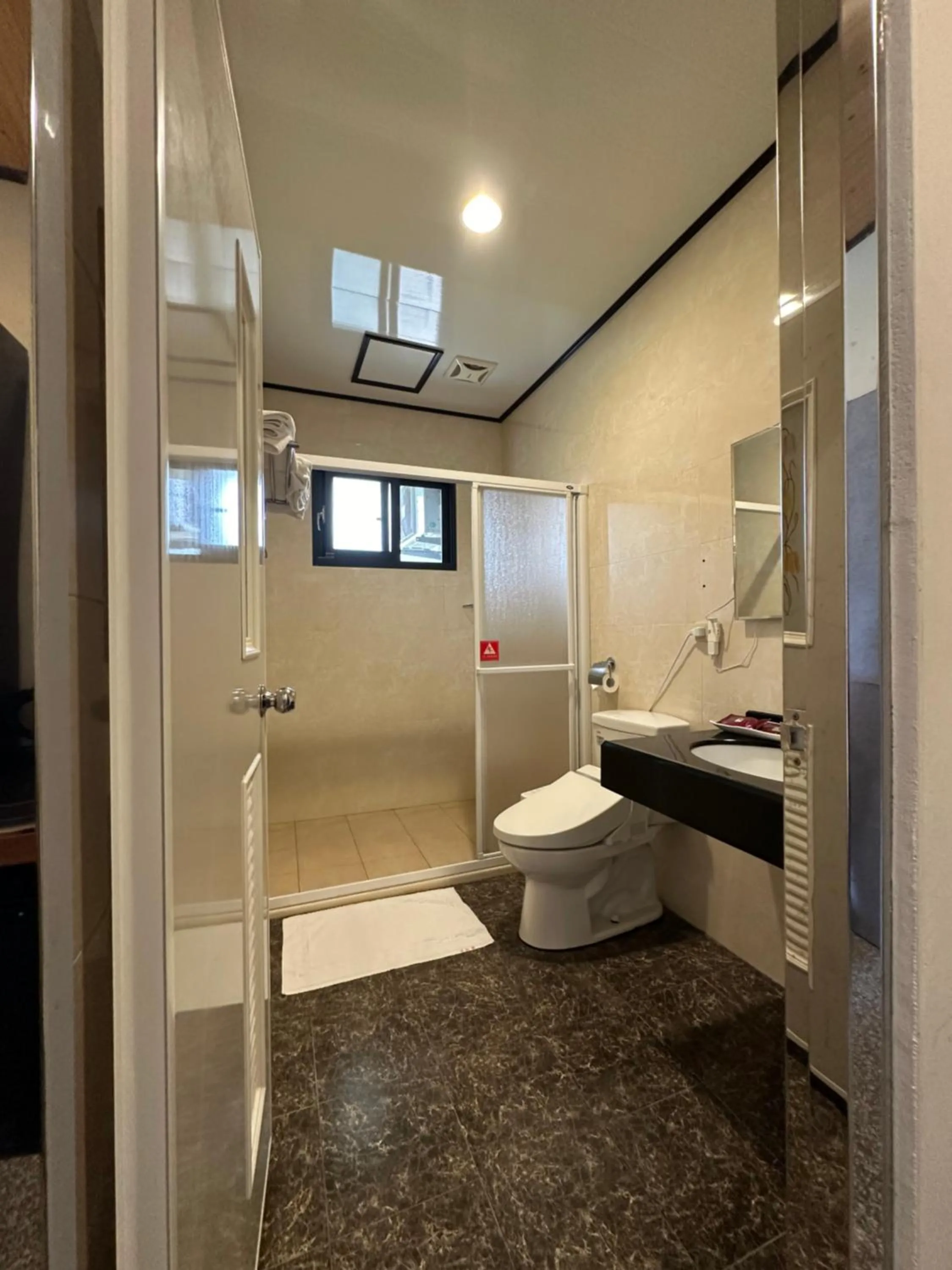 Nantou Sunmoon Lake Walami Homestay B&B