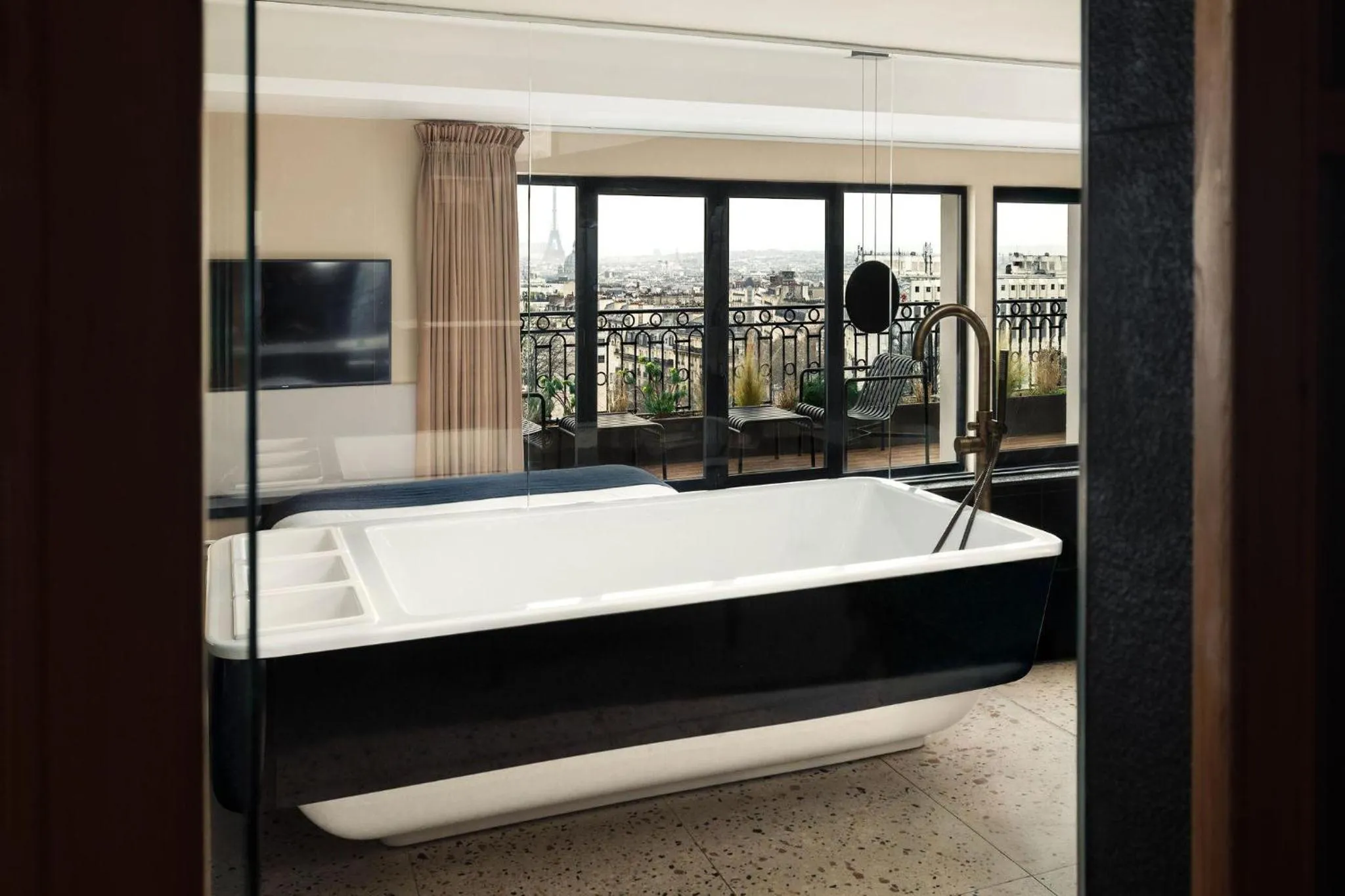 Bathroom in Terrass" Hotel