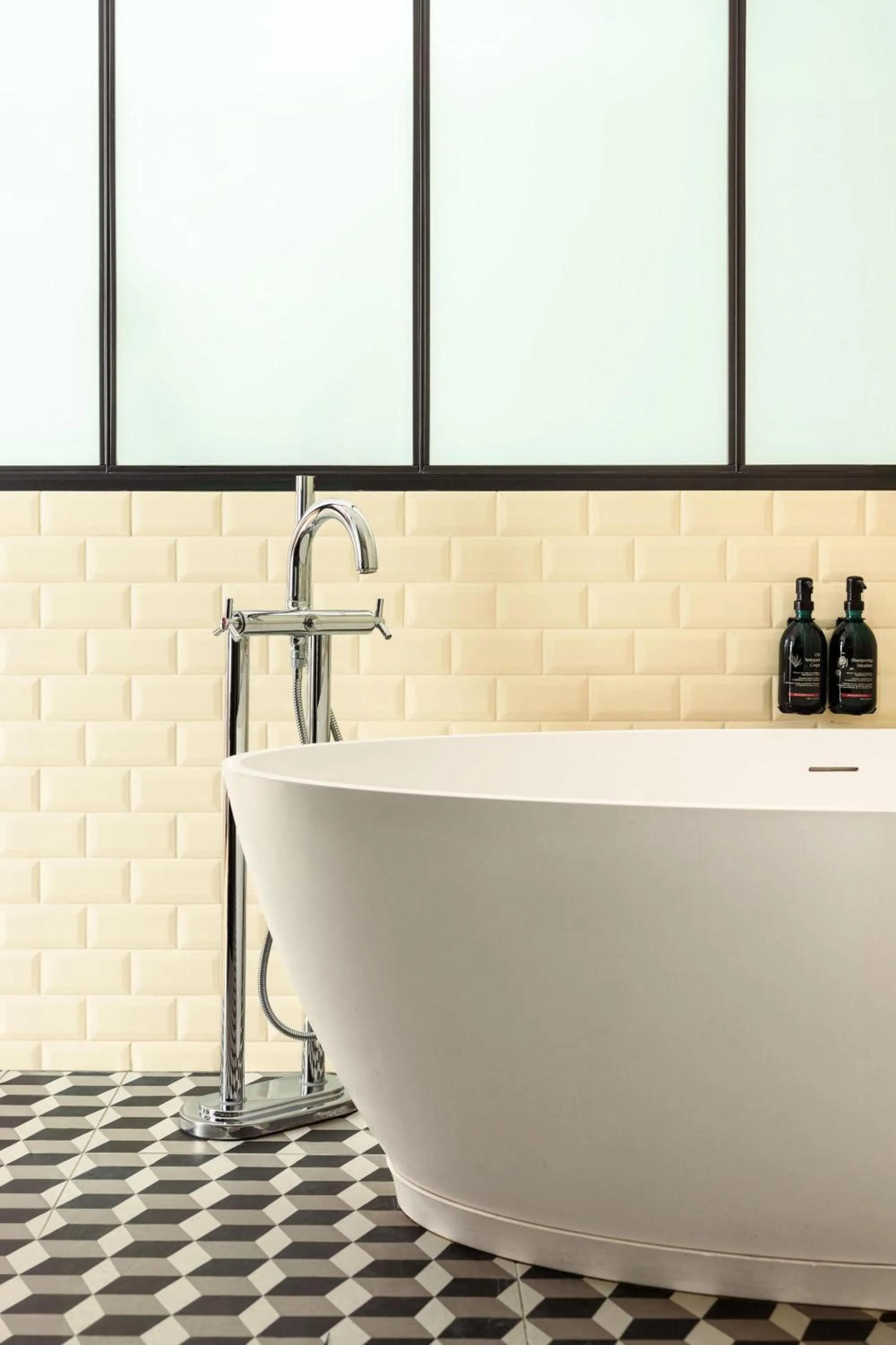 Bathroom in Terrass" Hotel