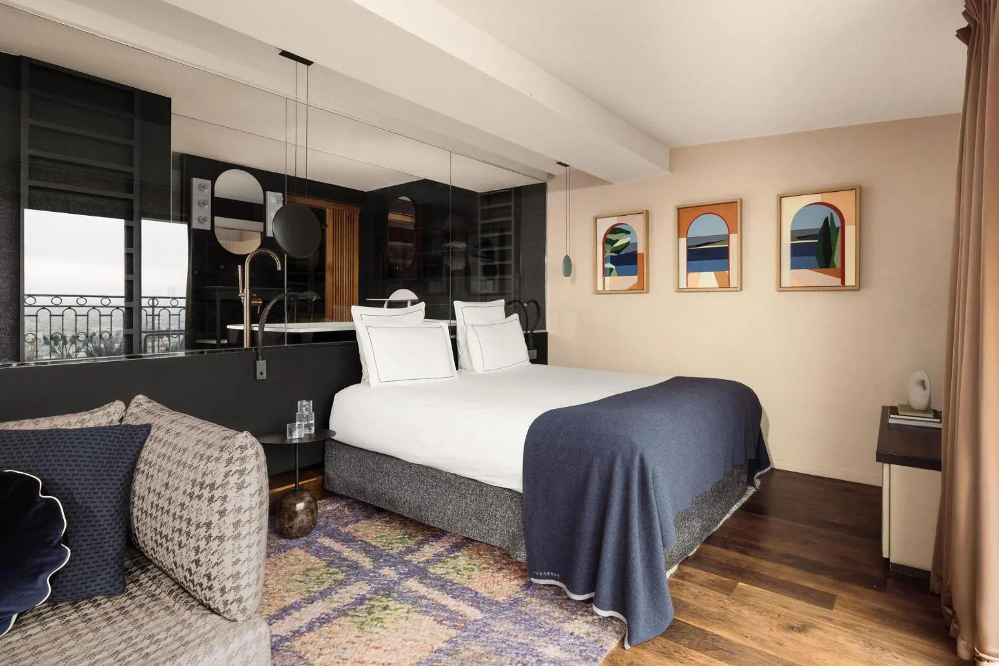 Bed in Terrass" Hotel