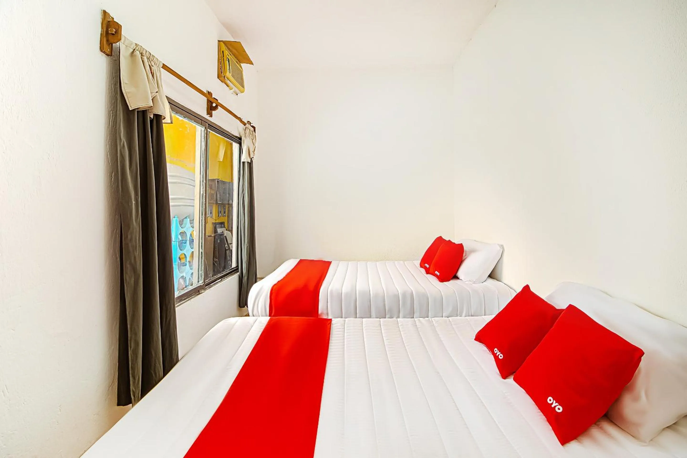 Bedroom, Bed in OYO Hotel Posada Los Faroles,Tabasco