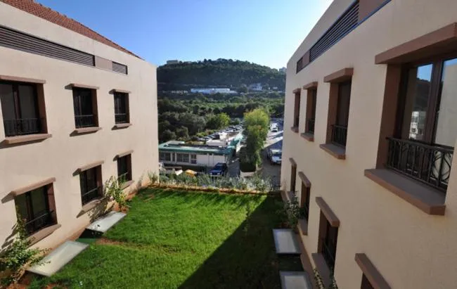 Garden in Lagace Hotel