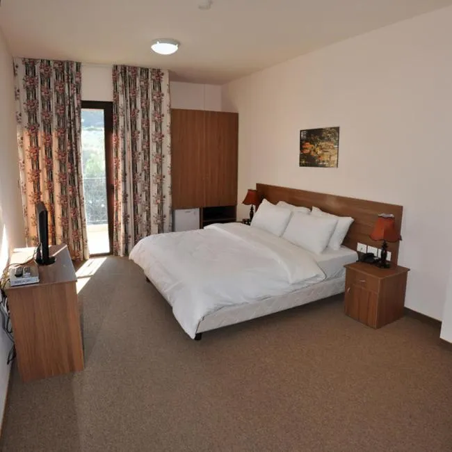 Bedroom, Bed in Lagace Hotel